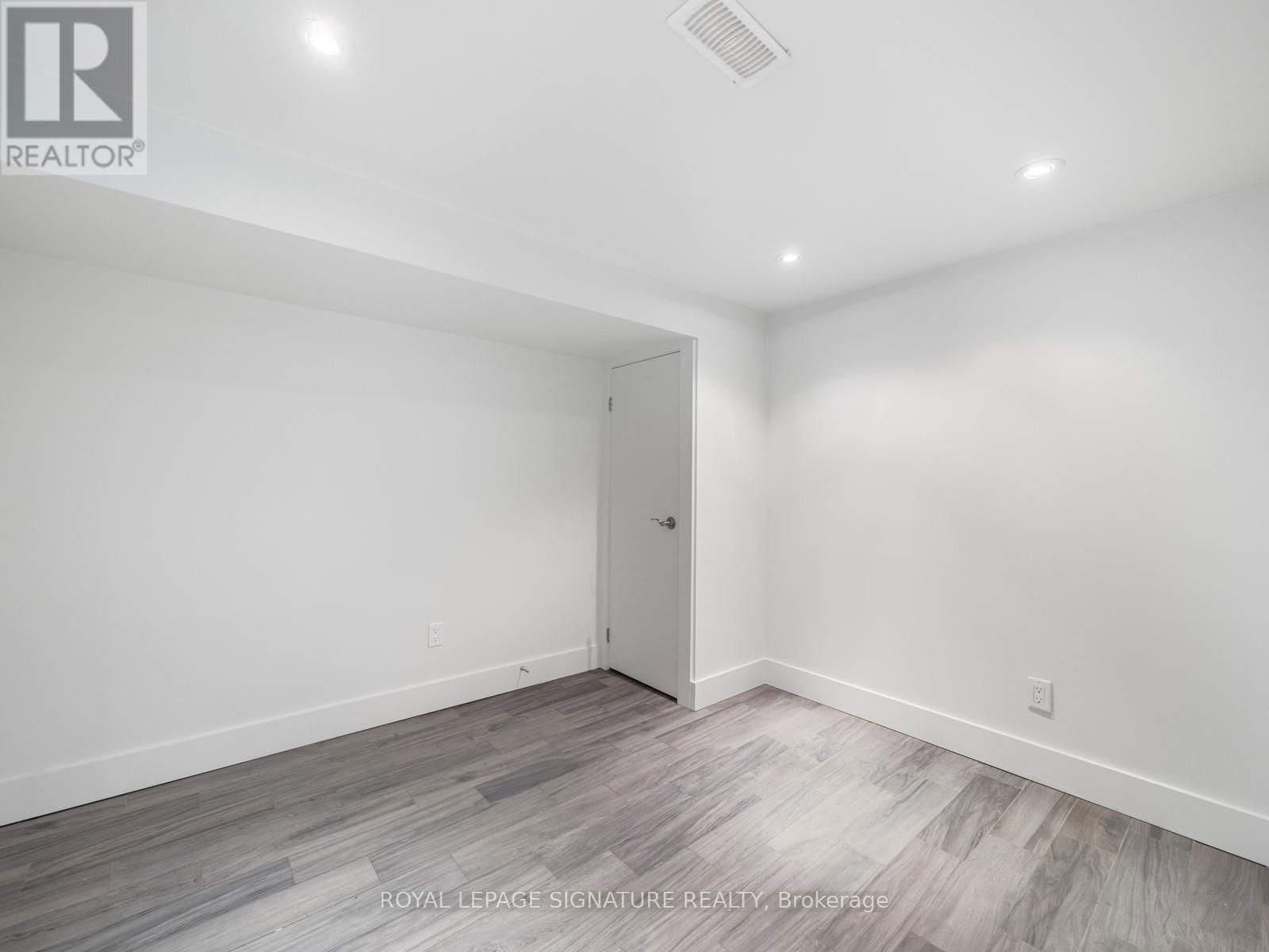 512 EASTERN AVENUE Image 28