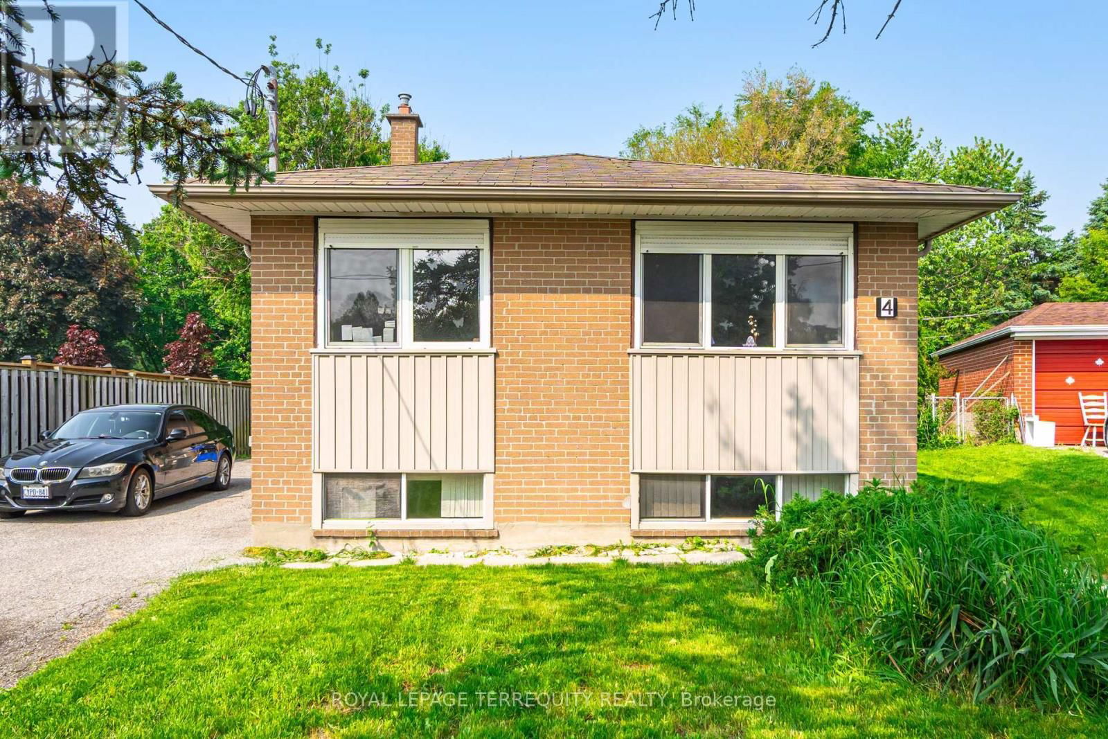 2 - 4 BROMTON DRIVE Image 2