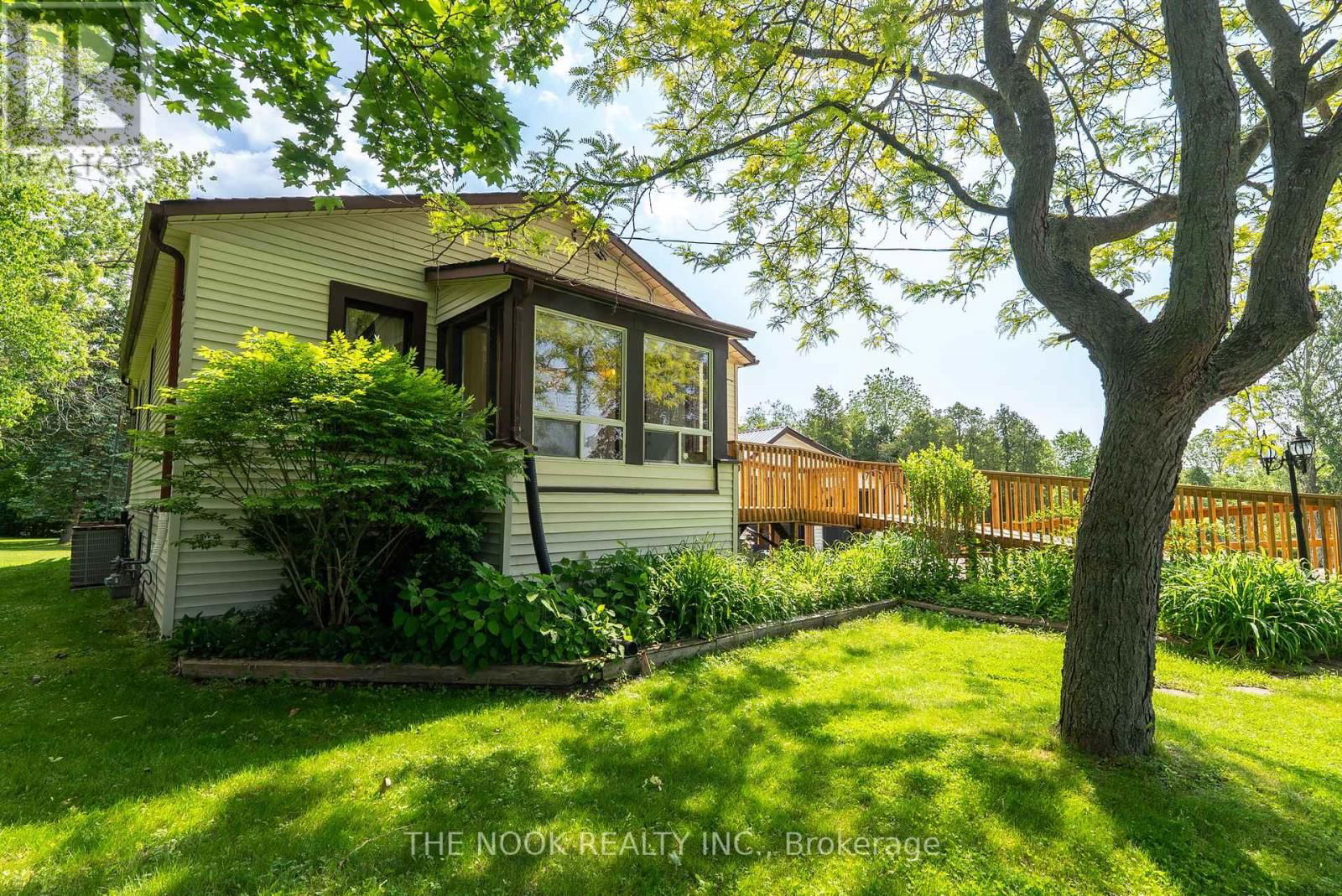 3 NORTH DIVISION STREET Image 37