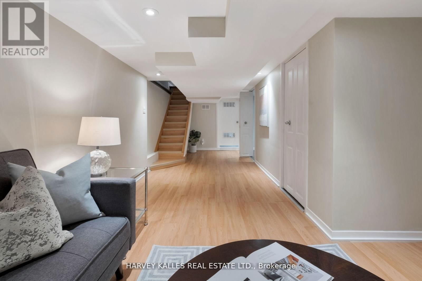 65 TIVERTON AVENUE Image 35