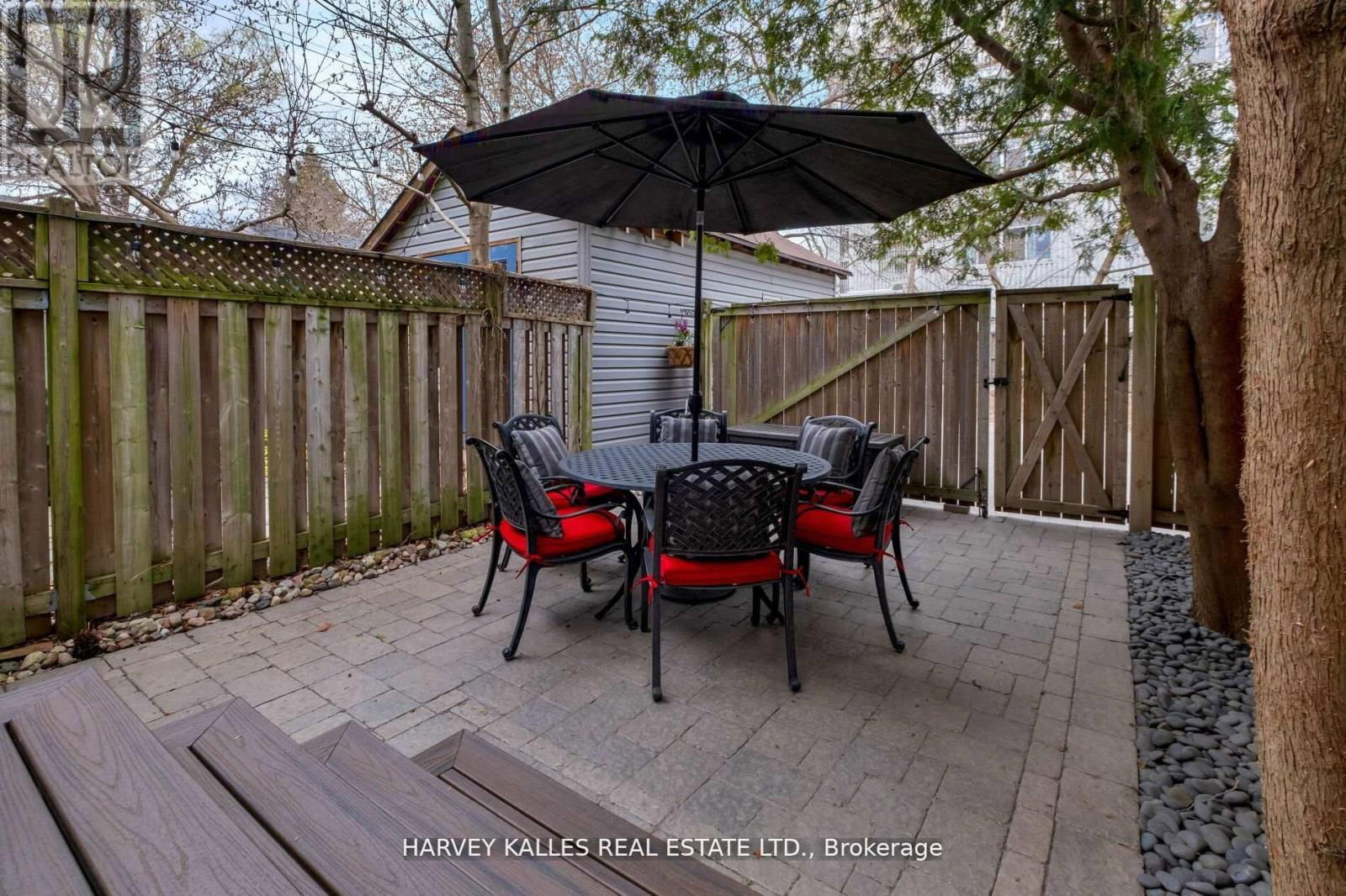 65 TIVERTON AVENUE Image 39