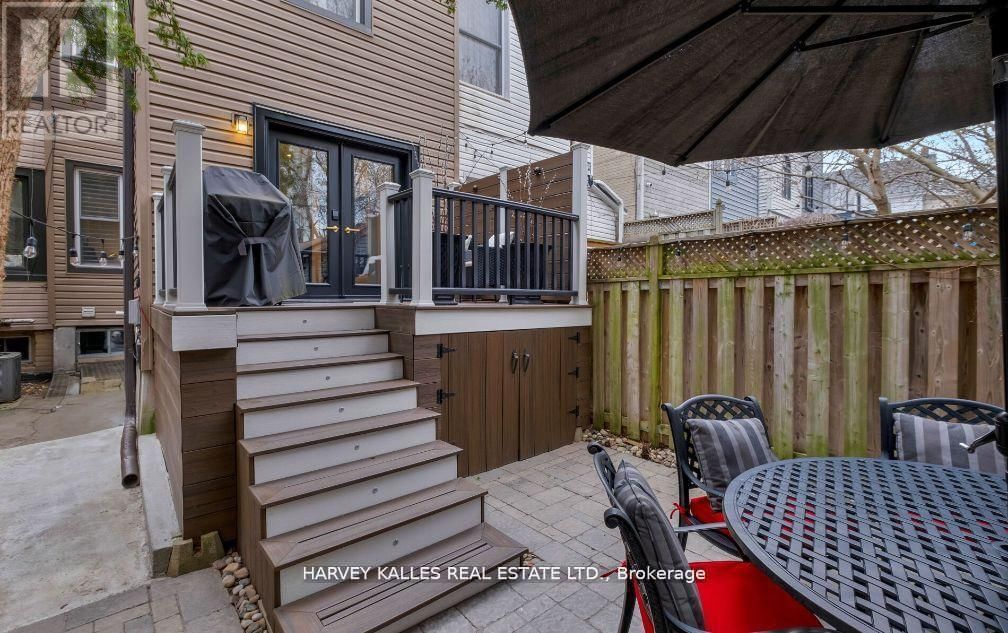 65 TIVERTON AVENUE Image 40