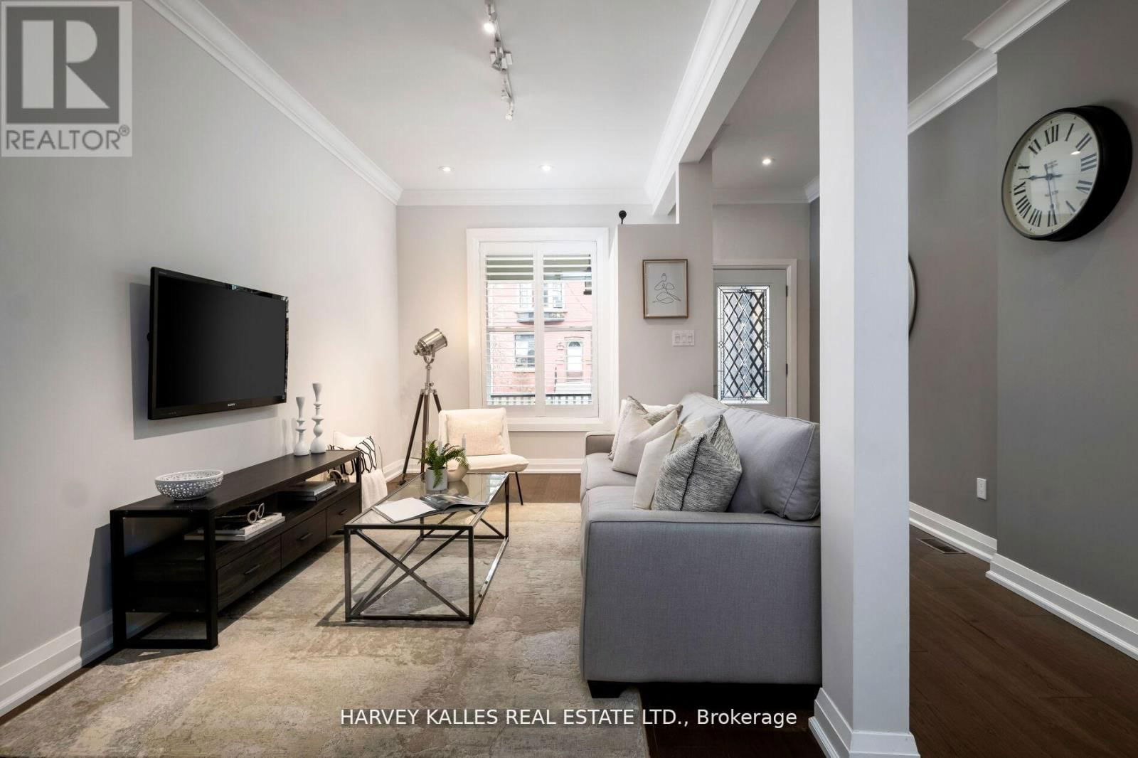 65 TIVERTON AVENUE Image 8
