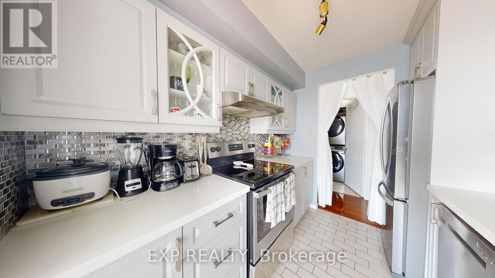 712 - 330 MCCOWAN ROAD Image 14