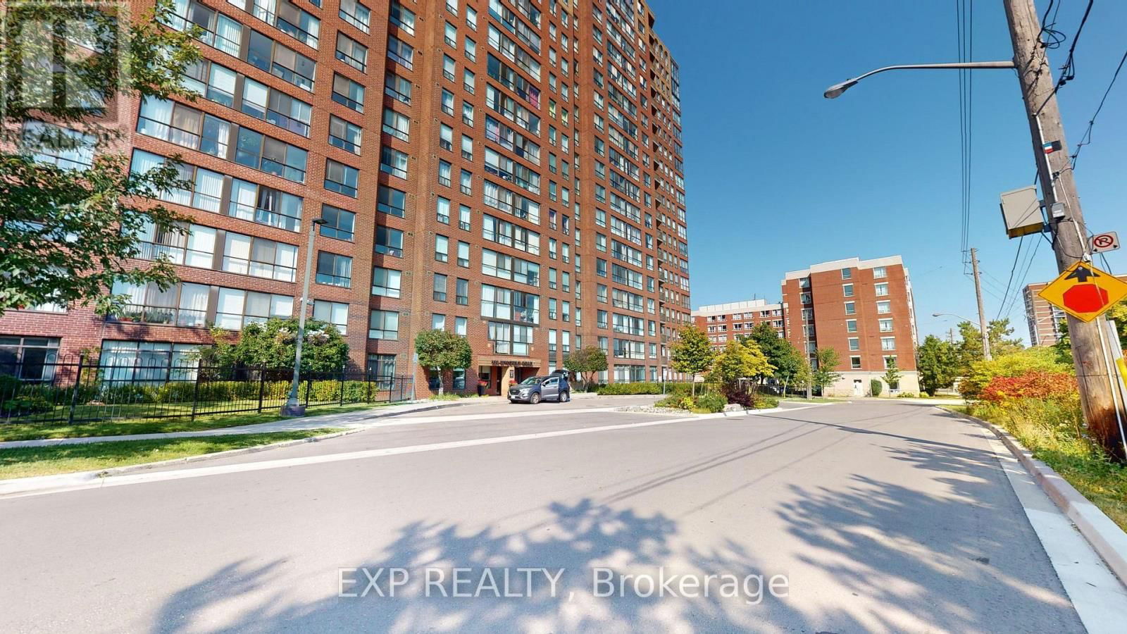 712 - 330 MCCOWAN ROAD Image 32