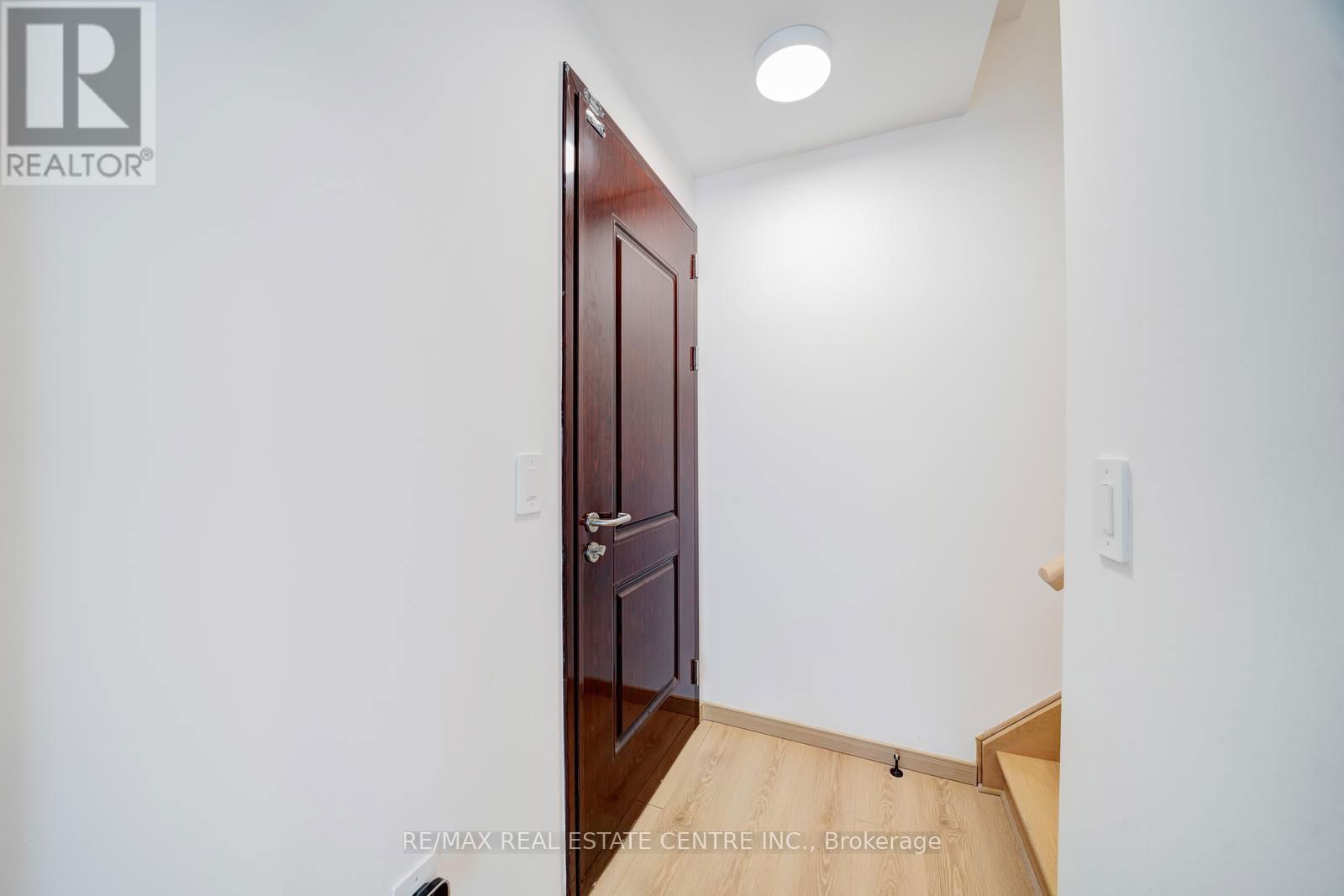 C3-312 - 3425 SHEPPARD AVENUE EAST Image 3