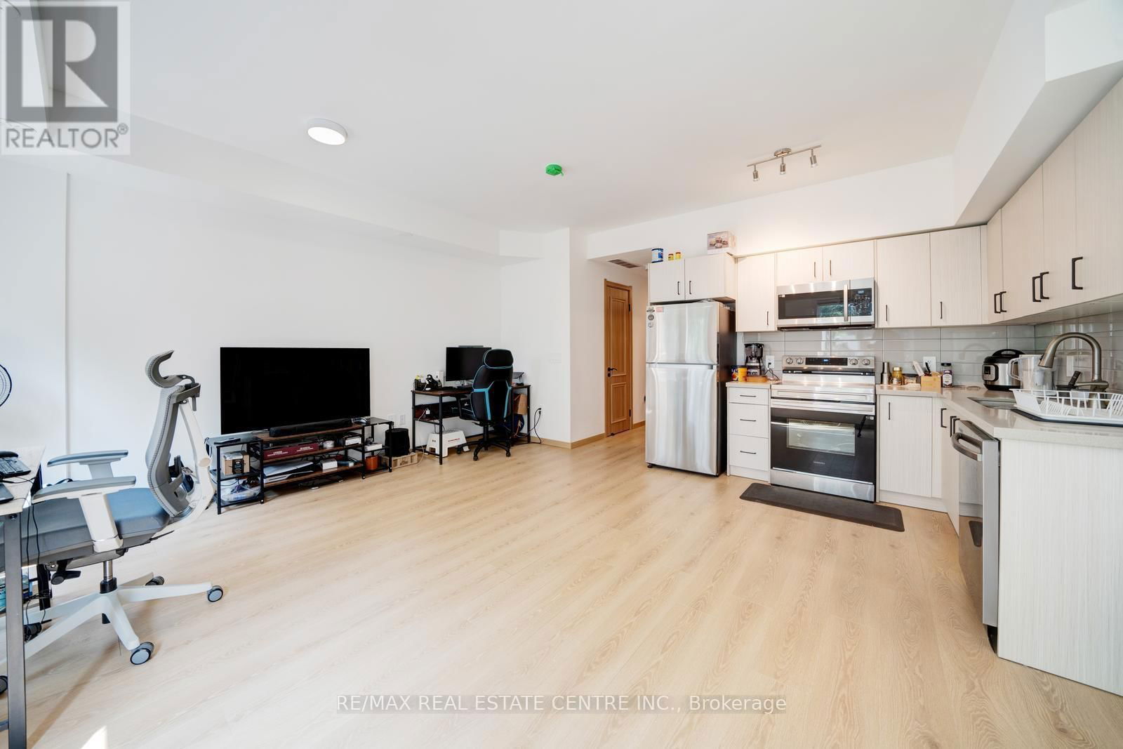 C3-312 - 3425 SHEPPARD AVENUE EAST Image 7