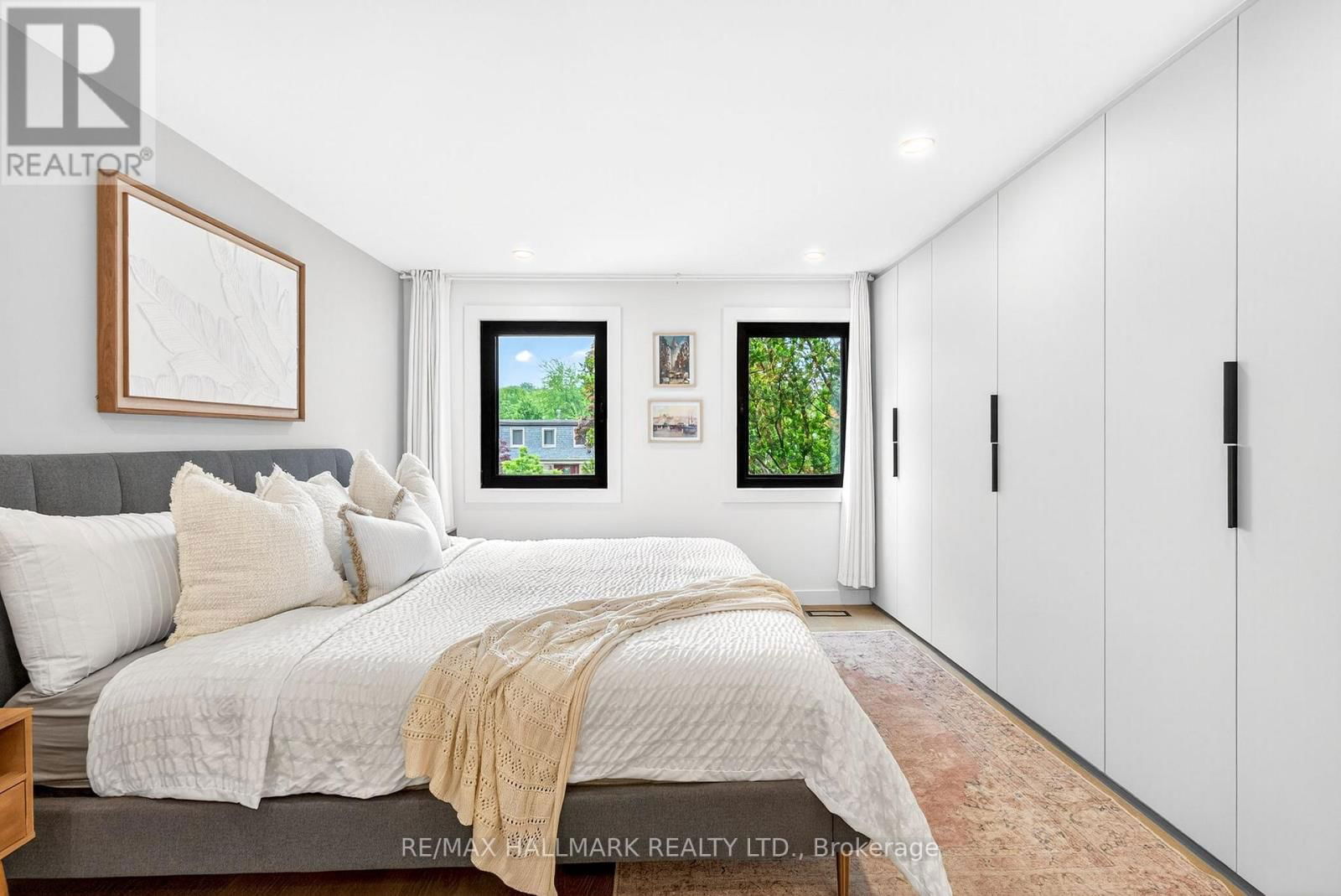 225 CATALINA DRIVE Image 16
