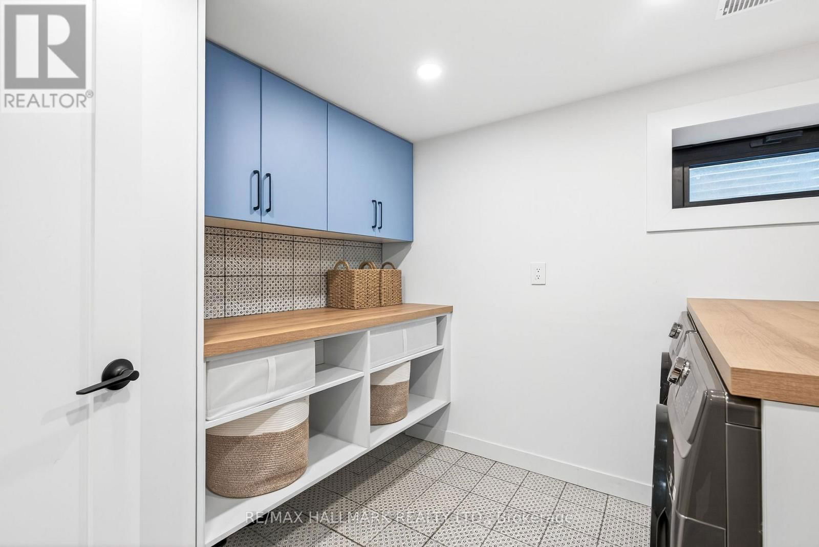 225 CATALINA DRIVE Image 37