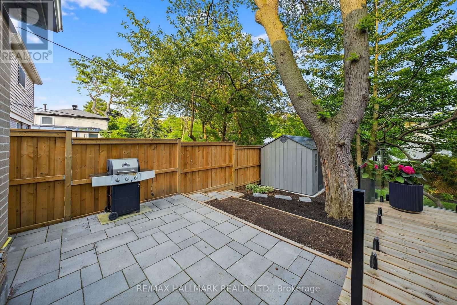 225 CATALINA DRIVE Image 45