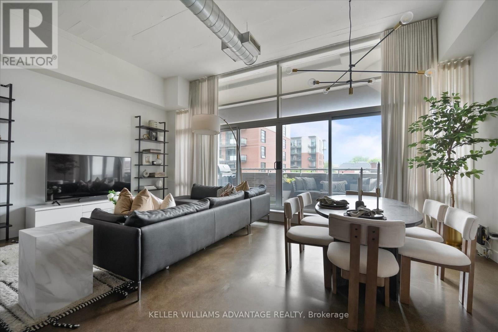 302 - 233 CARLAW AVENUE Image 17