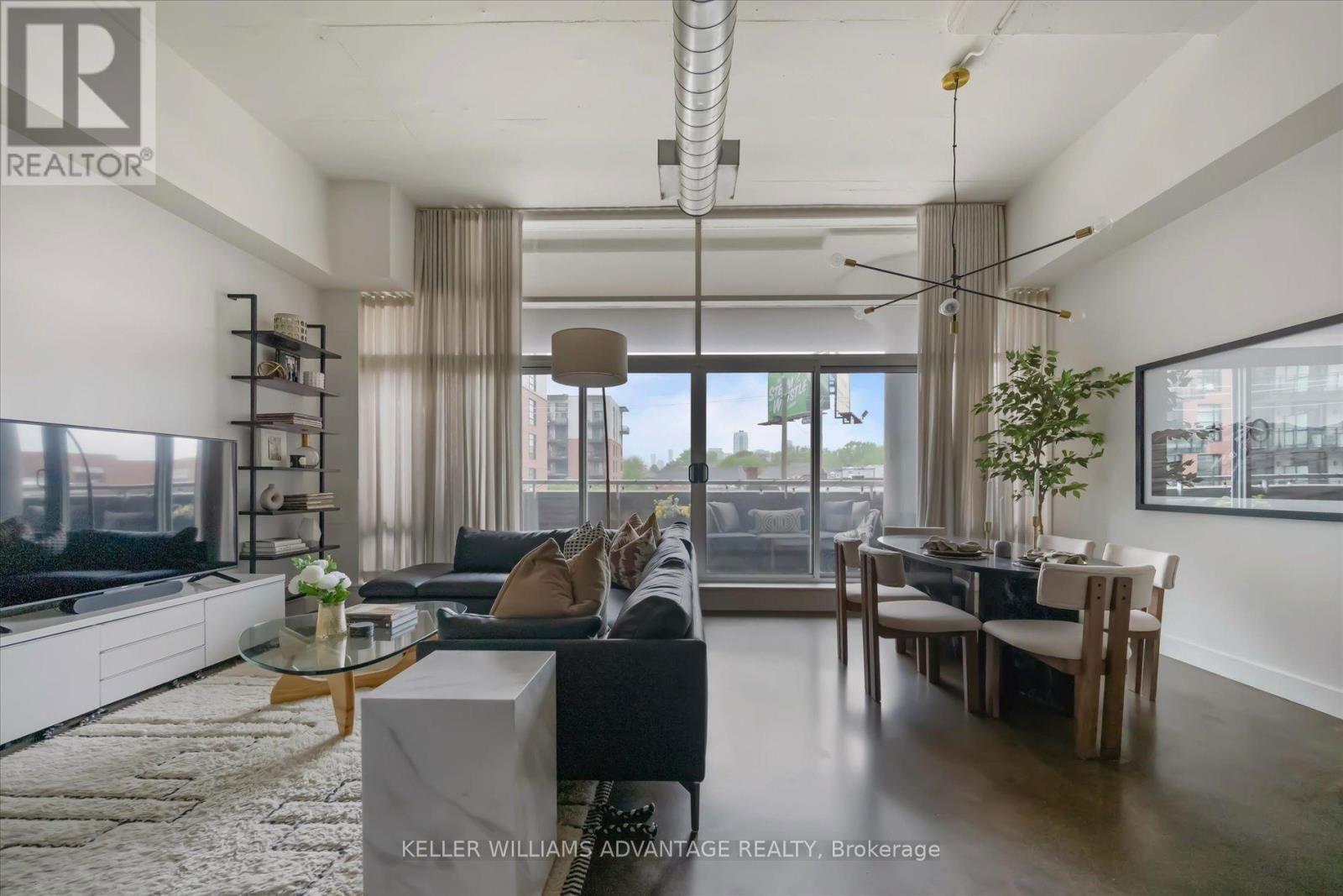 302 - 233 CARLAW AVENUE Image 26