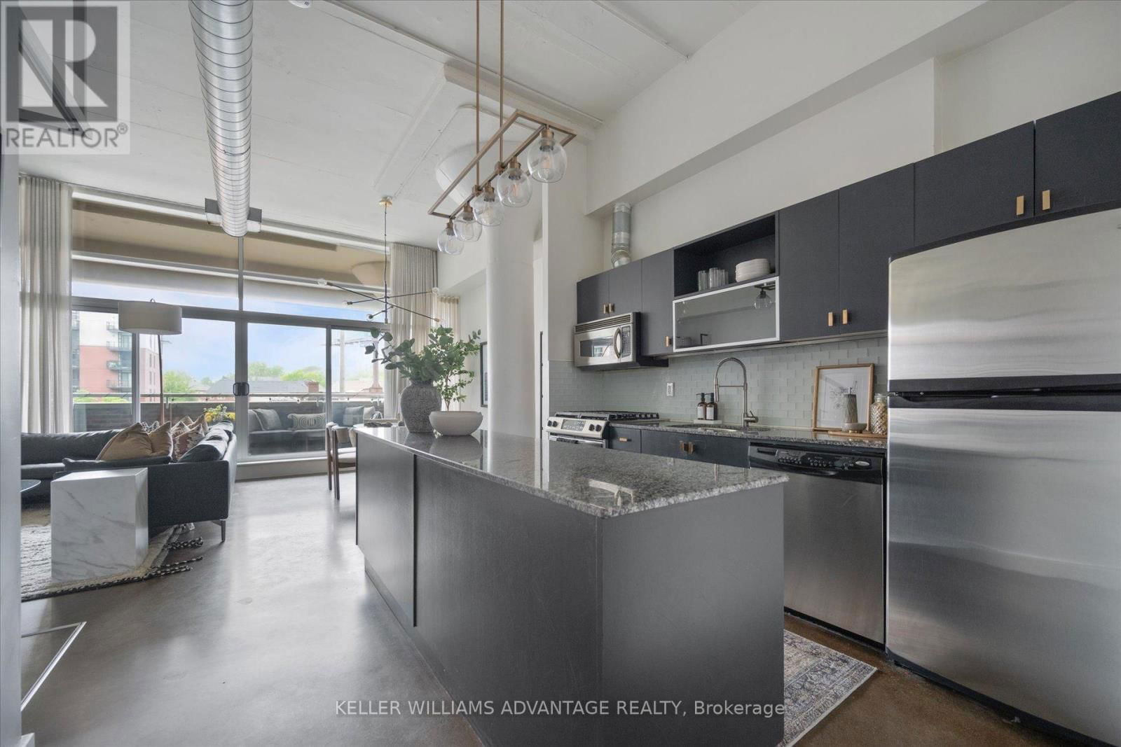302 - 233 CARLAW AVENUE Image 27