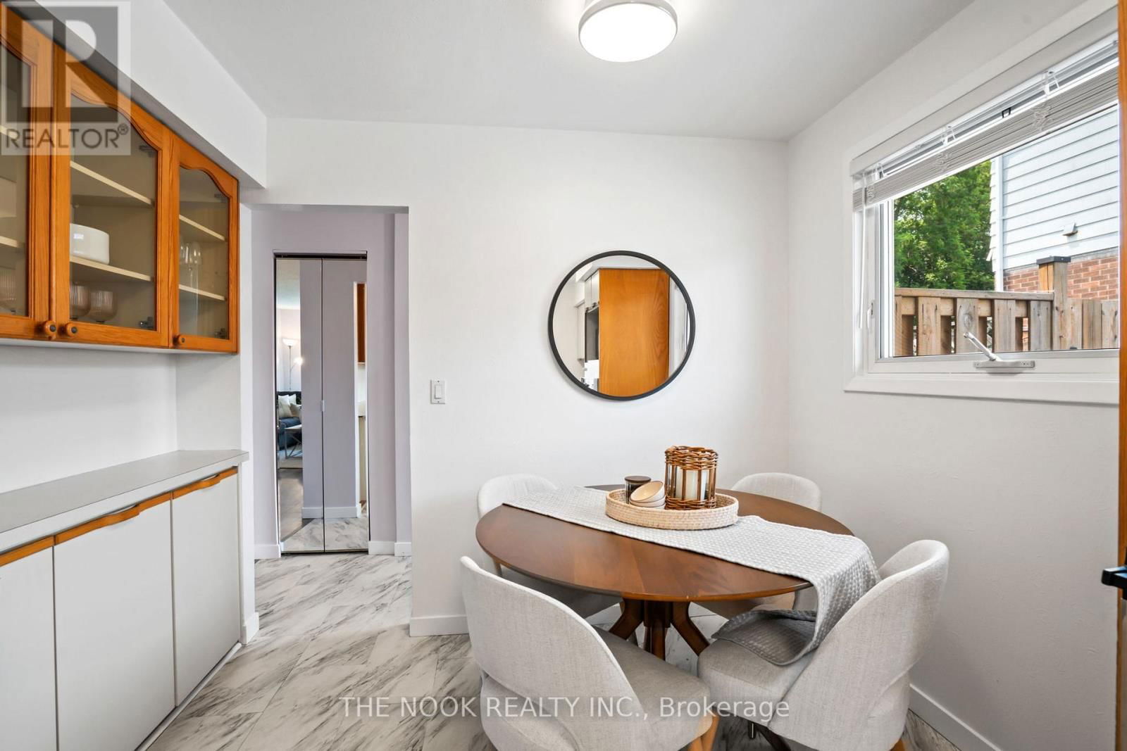 68 VANCOUVER COURT Image 10