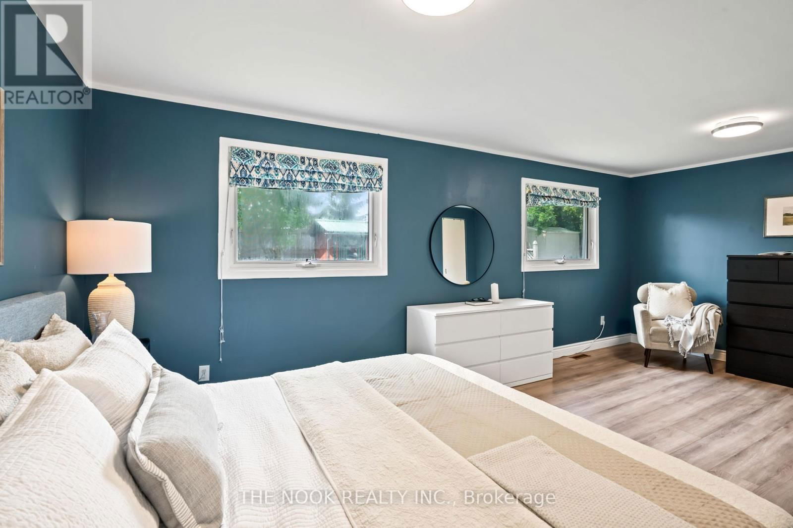 68 VANCOUVER COURT Image 16
