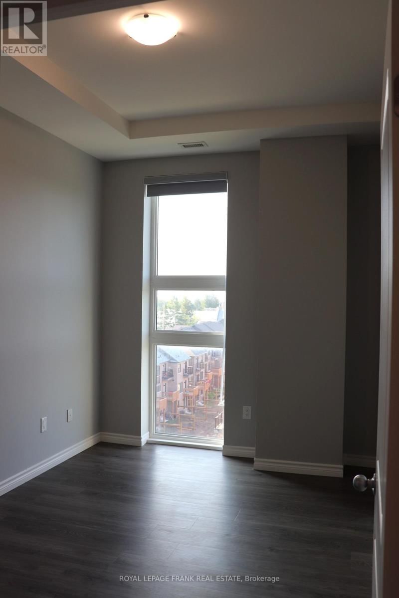 D - 513 DUNDAS STREET EAST Image 10