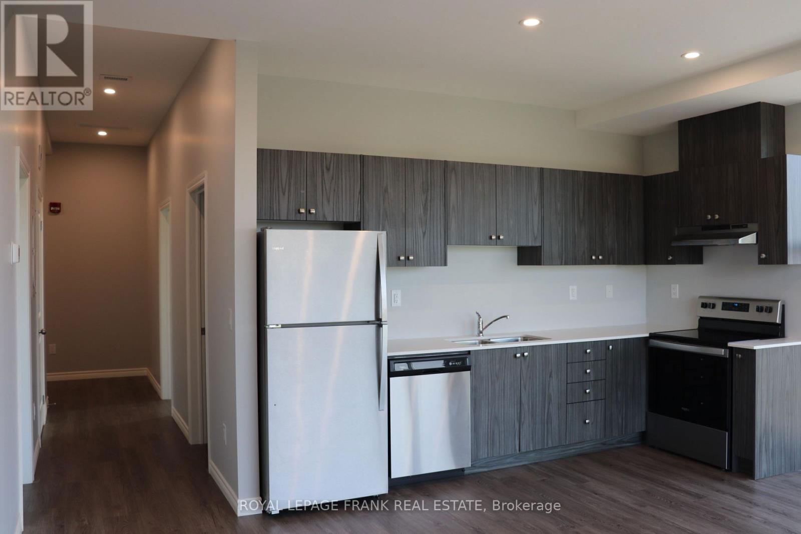 D - 513 DUNDAS STREET EAST Image 3