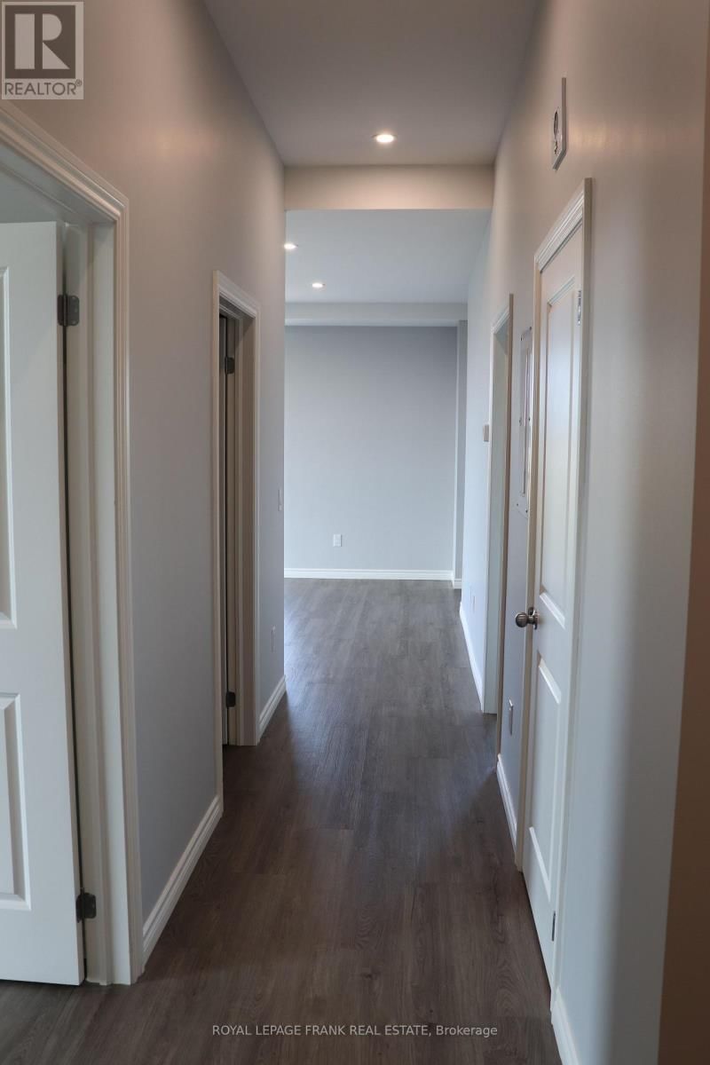 D - 513 DUNDAS STREET EAST Image 7