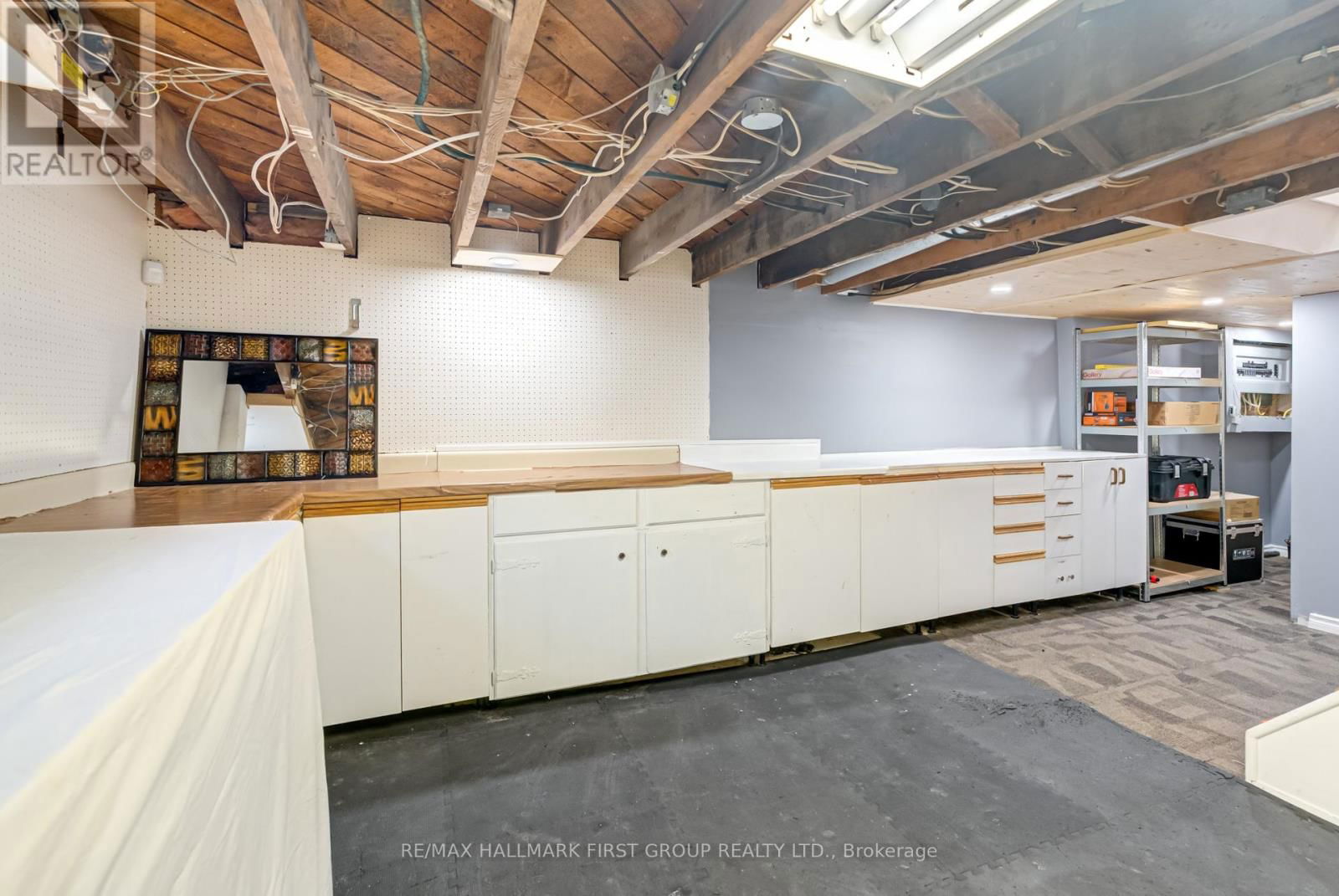 87 ELGIN STREET Image 29