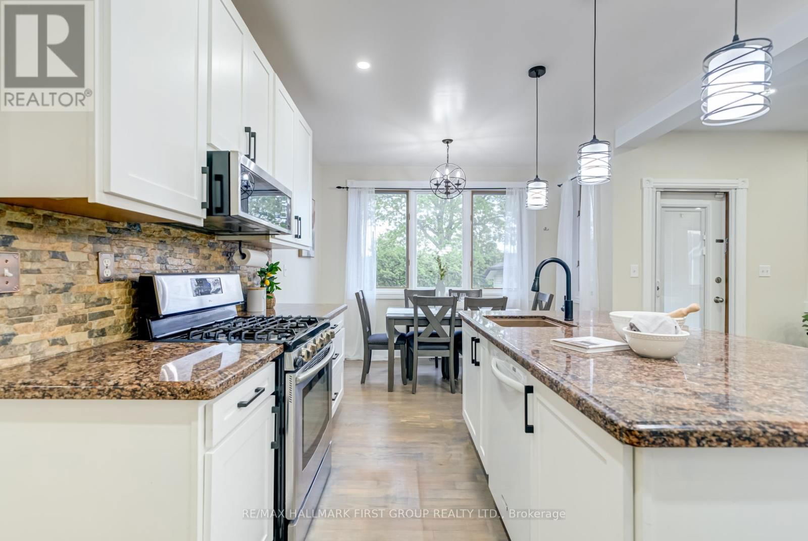 87 ELGIN STREET Image 9