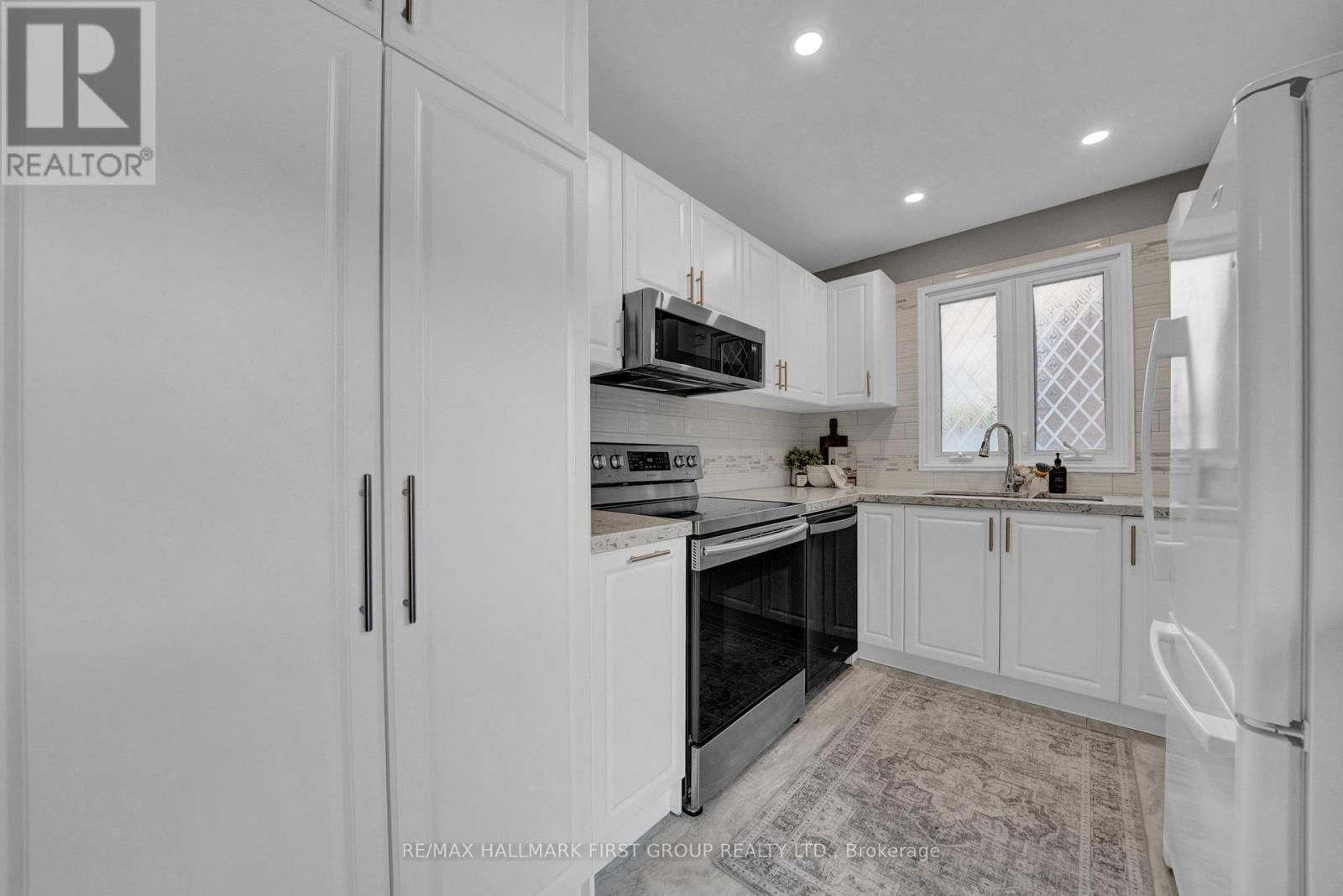 747 CRICKLEWOOD DRIVE Image 12