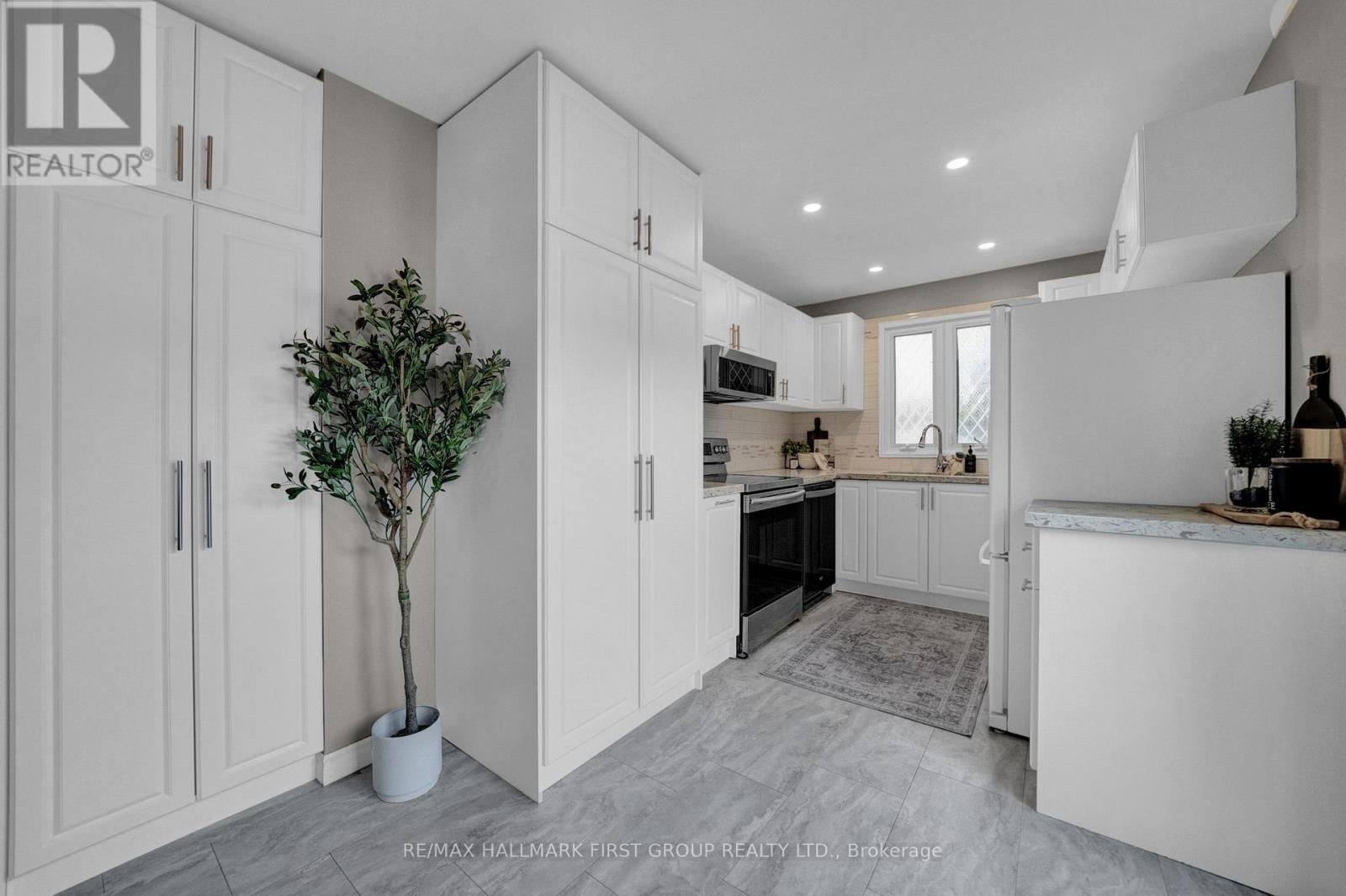 747 CRICKLEWOOD DRIVE Image 14