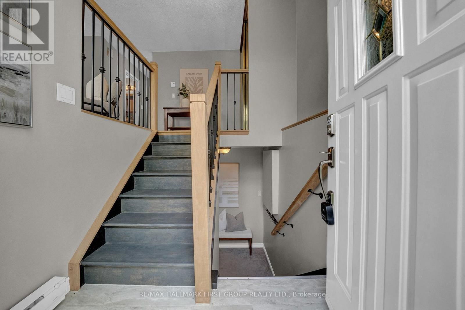 747 CRICKLEWOOD DRIVE Image 2