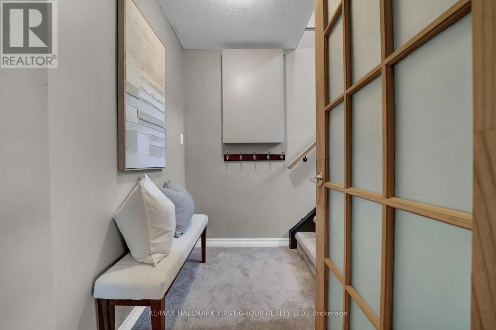 747 CRICKLEWOOD DRIVE Image 36