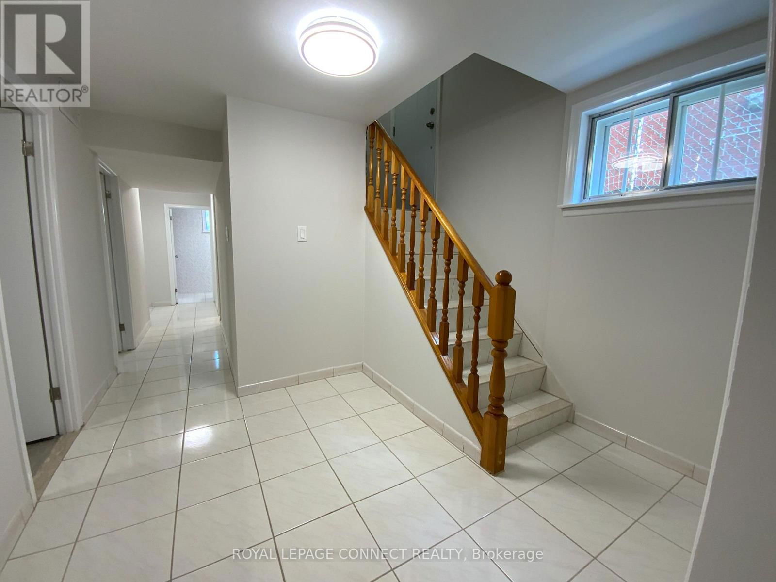 Bsmt - 179 BENJAMIN BOULEVARD Image 4