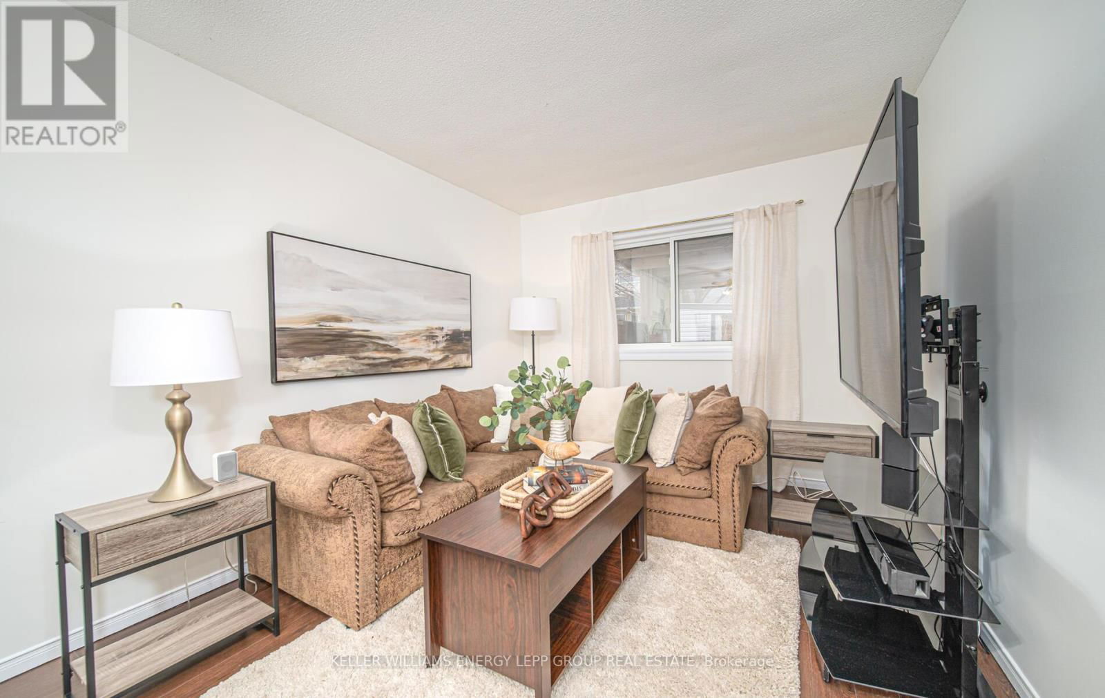 34 MARCHWOOD CRESCENT Image 10
