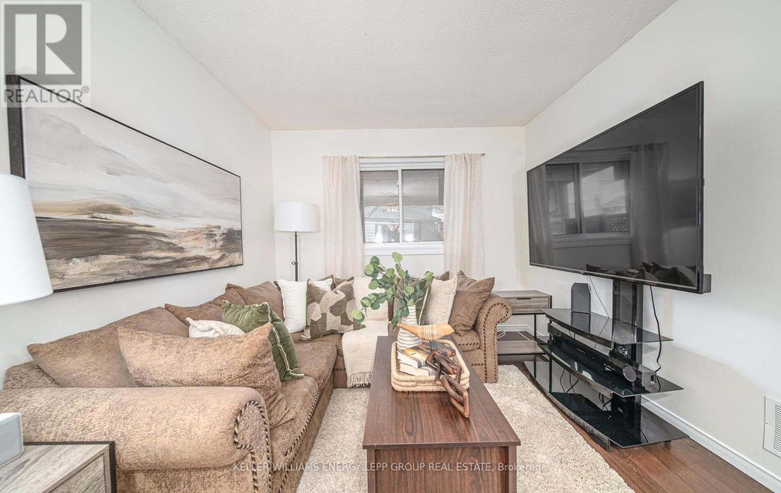 34 MARCHWOOD CRESCENT Image 11