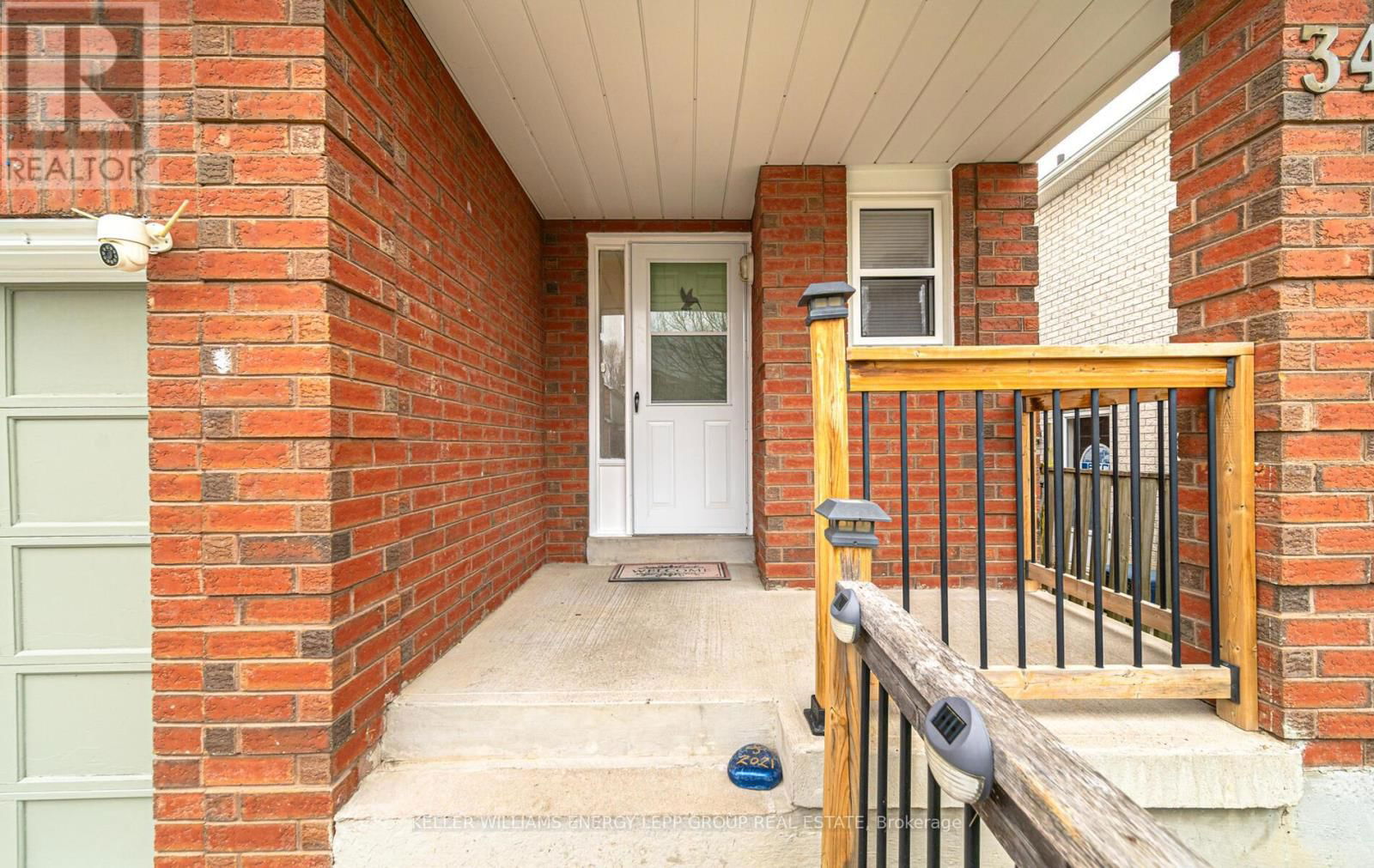 34 MARCHWOOD CRESCENT Image 3