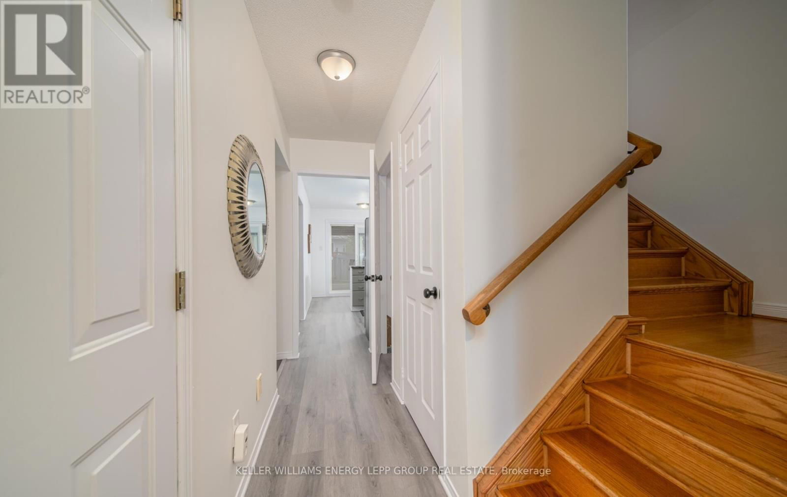 34 MARCHWOOD CRESCENT Image 6