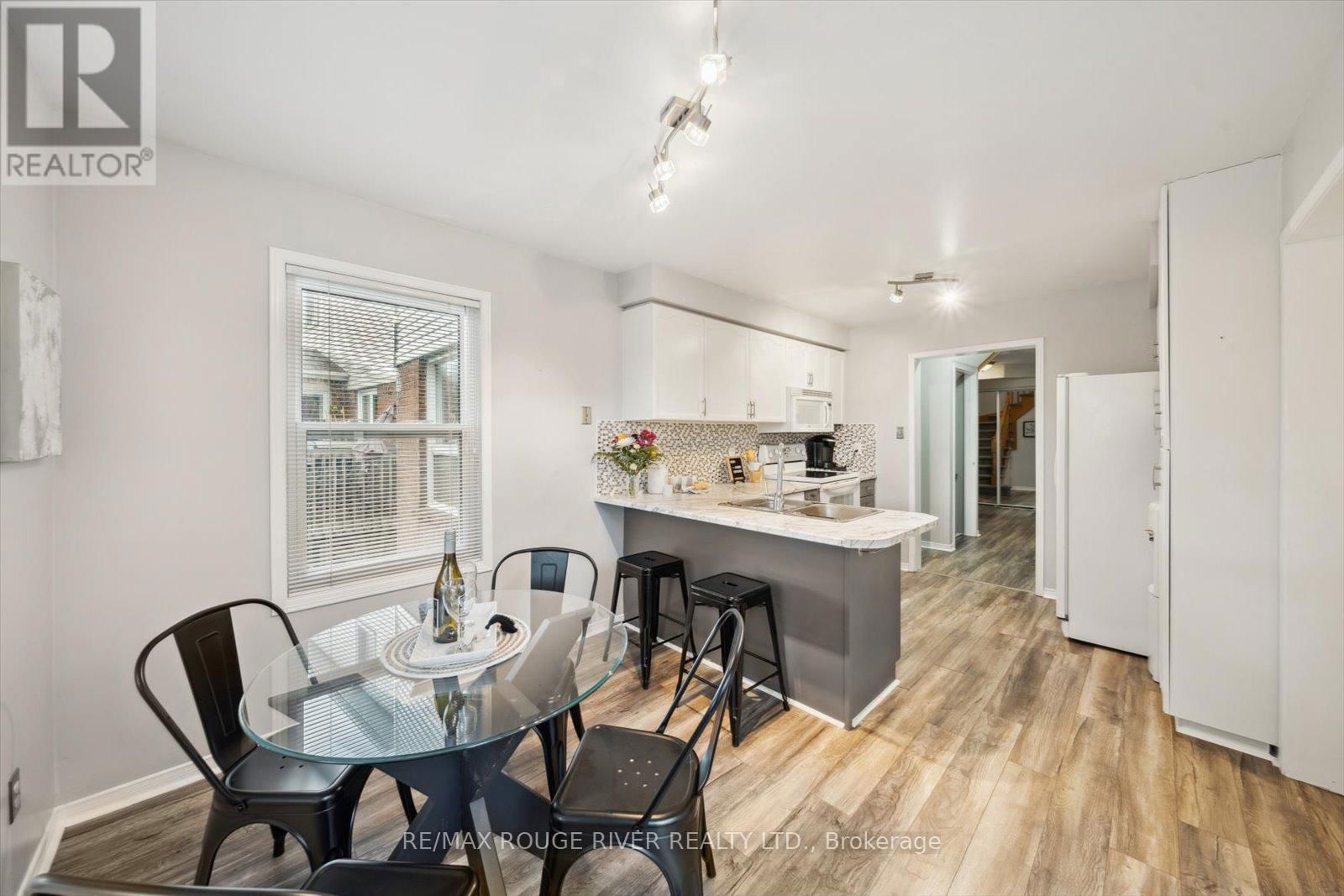 60 BONNYCASTLE DRIVE Image 14