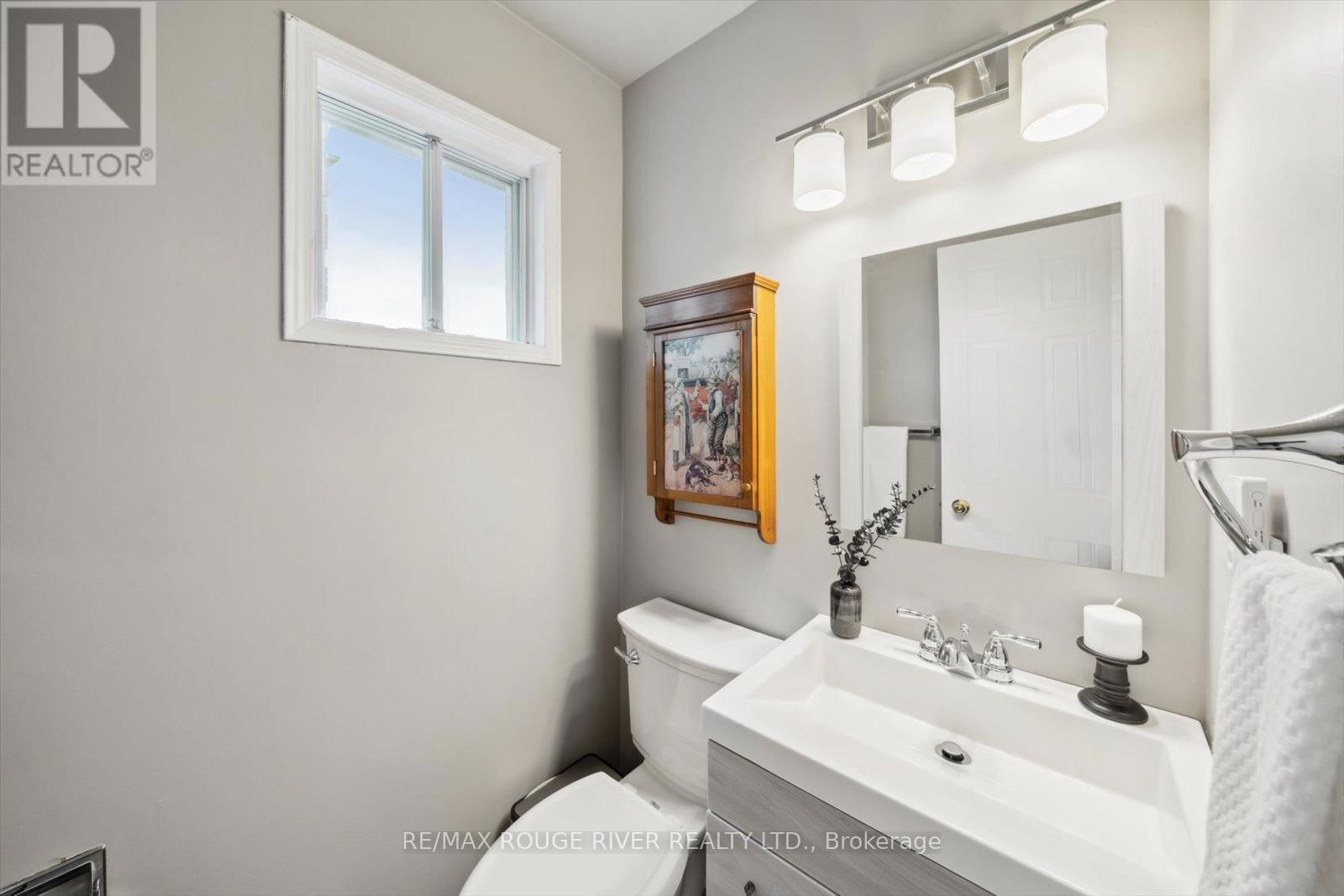 60 BONNYCASTLE DRIVE Image 25