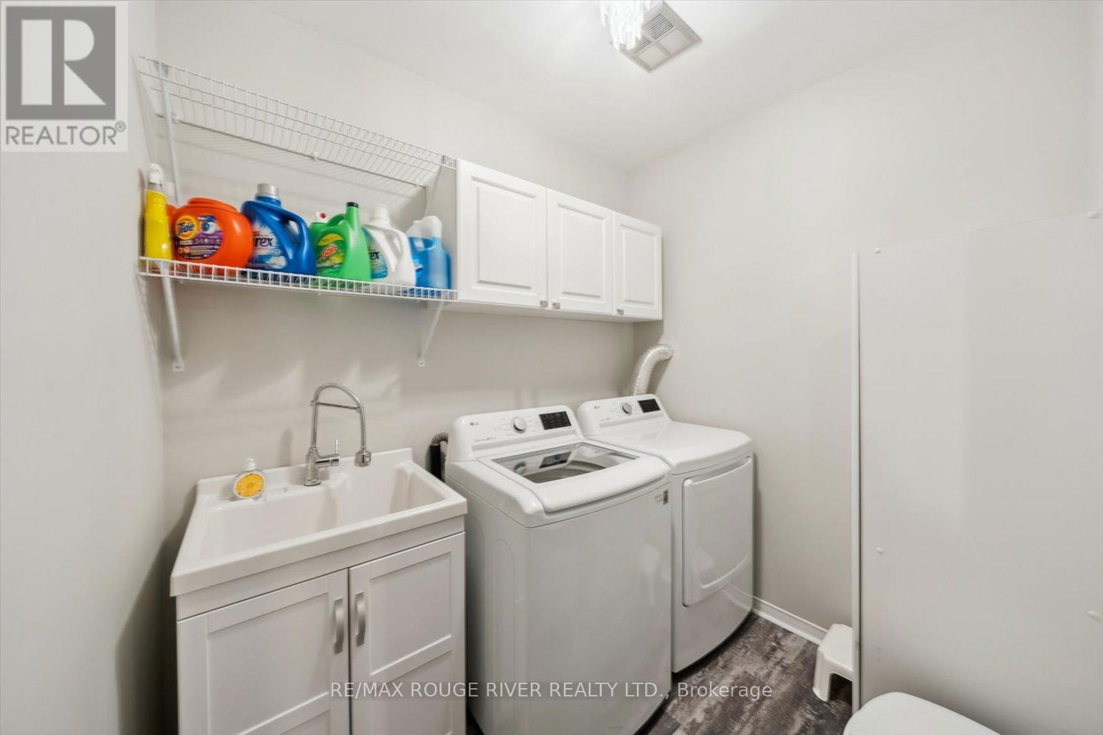 60 BONNYCASTLE DRIVE Image 26