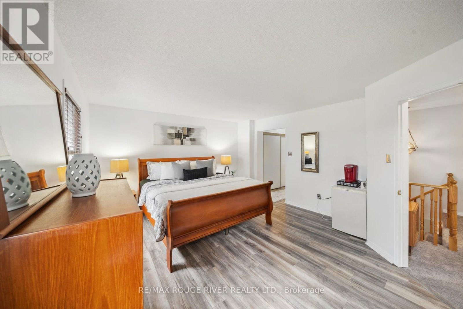60 BONNYCASTLE DRIVE Image 28