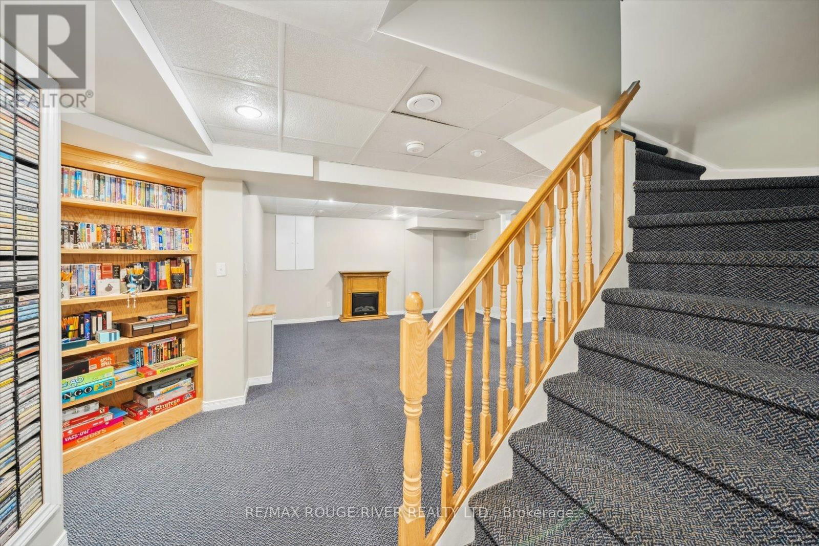 60 BONNYCASTLE DRIVE Image 34