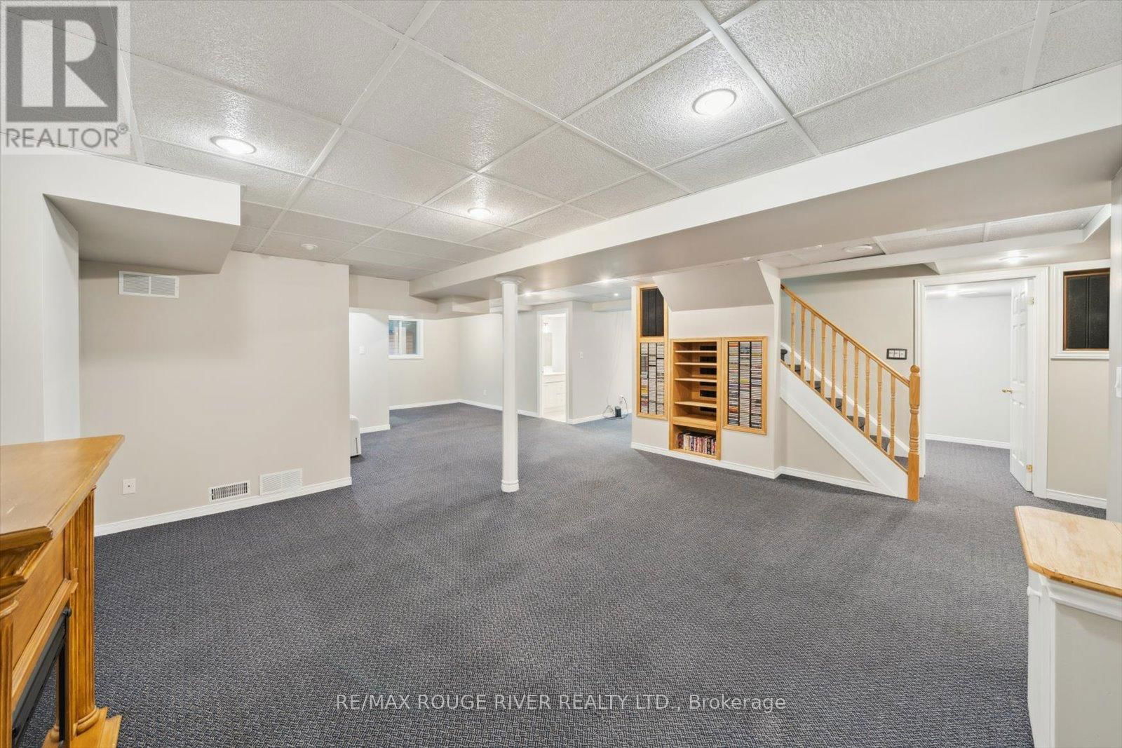 60 BONNYCASTLE DRIVE Image 35