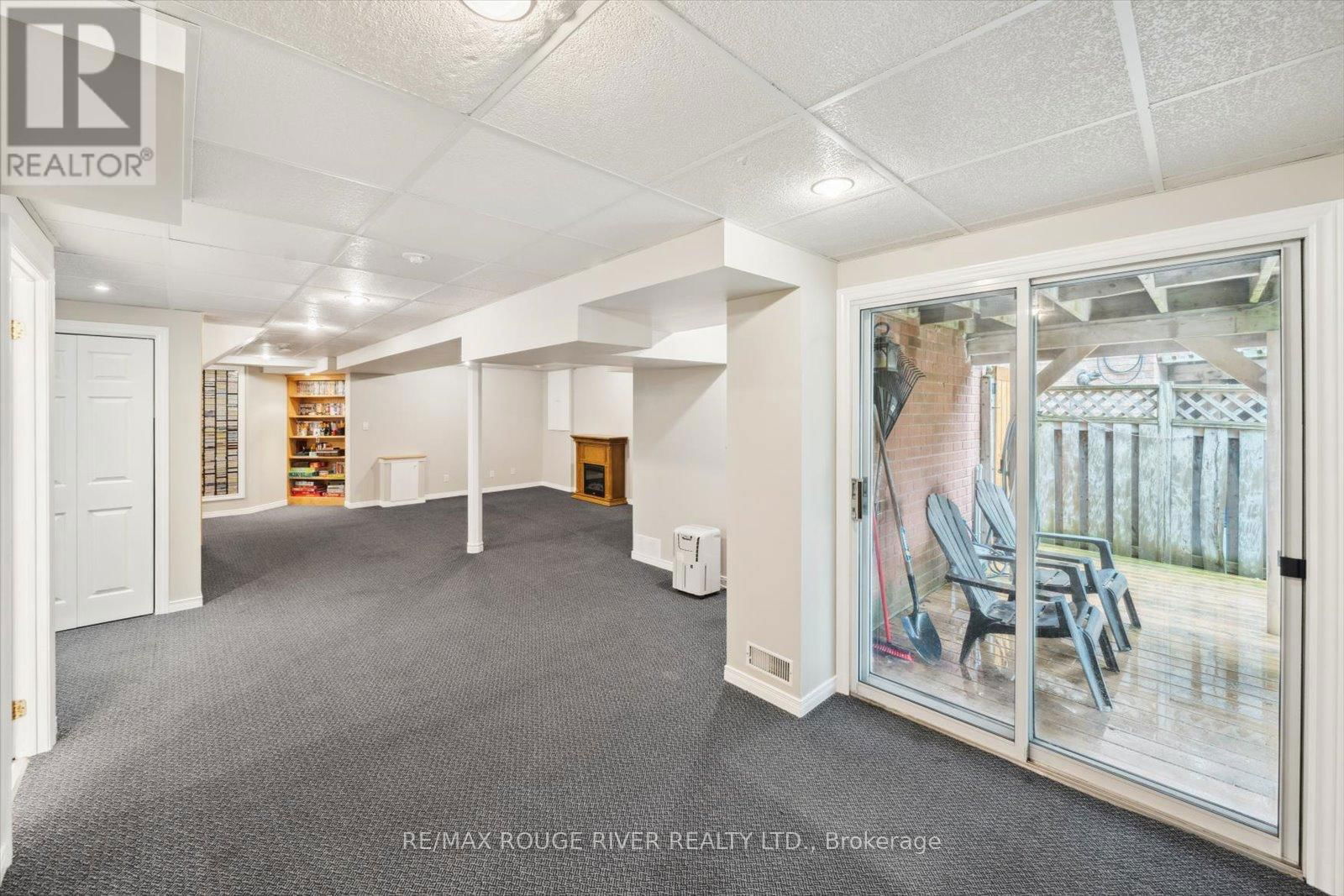 60 BONNYCASTLE DRIVE Image 38