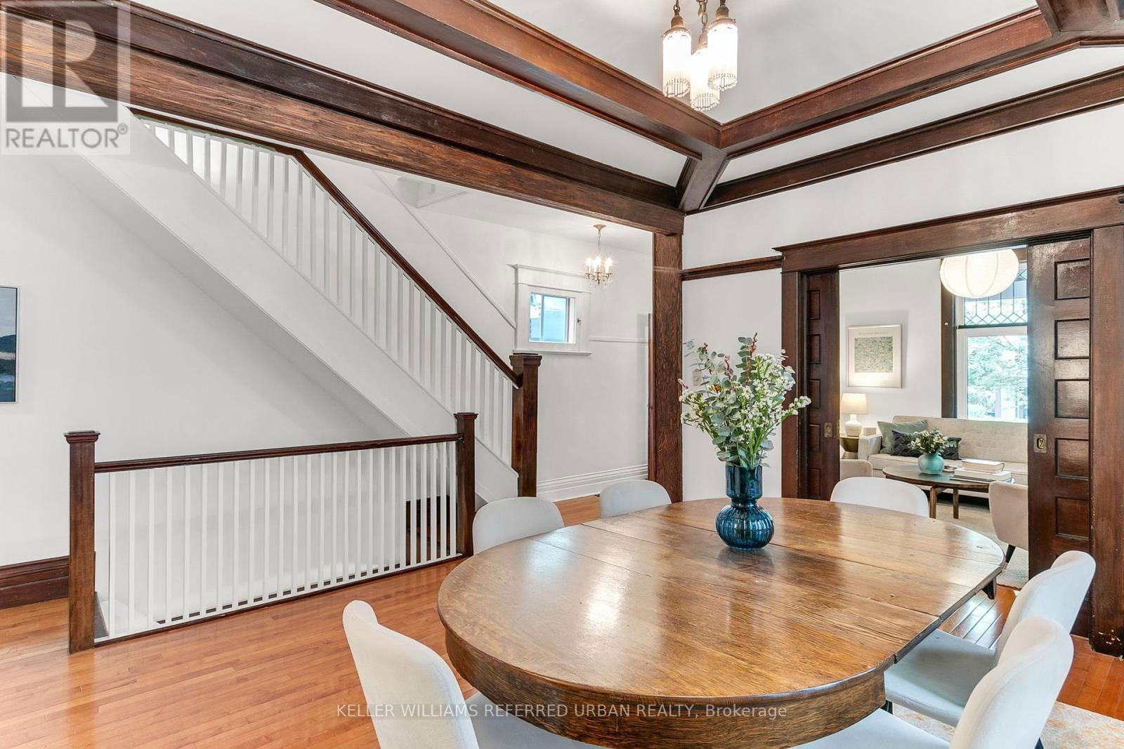 204 ASHDALE AVENUE Image 17