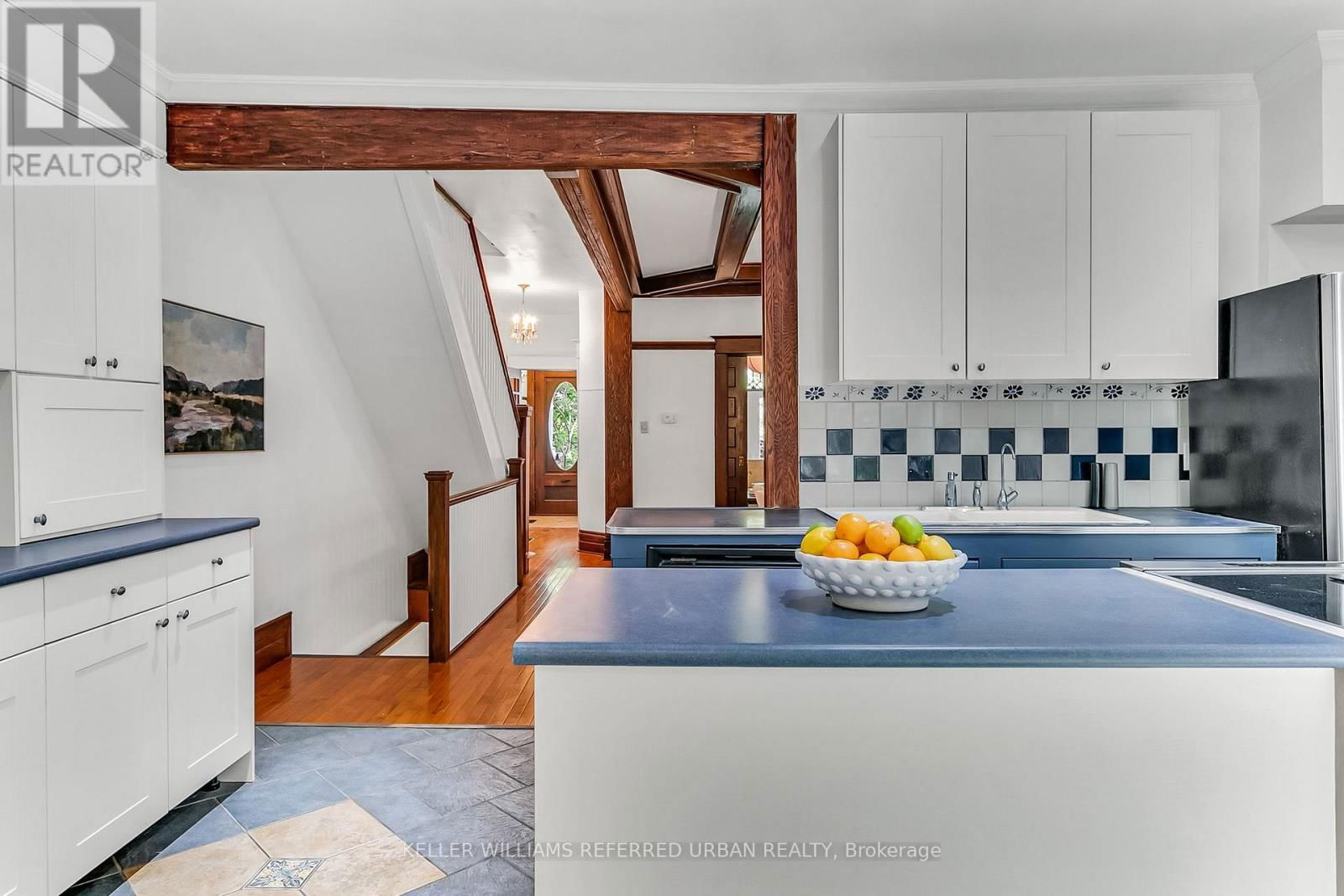 204 ASHDALE AVENUE Image 21