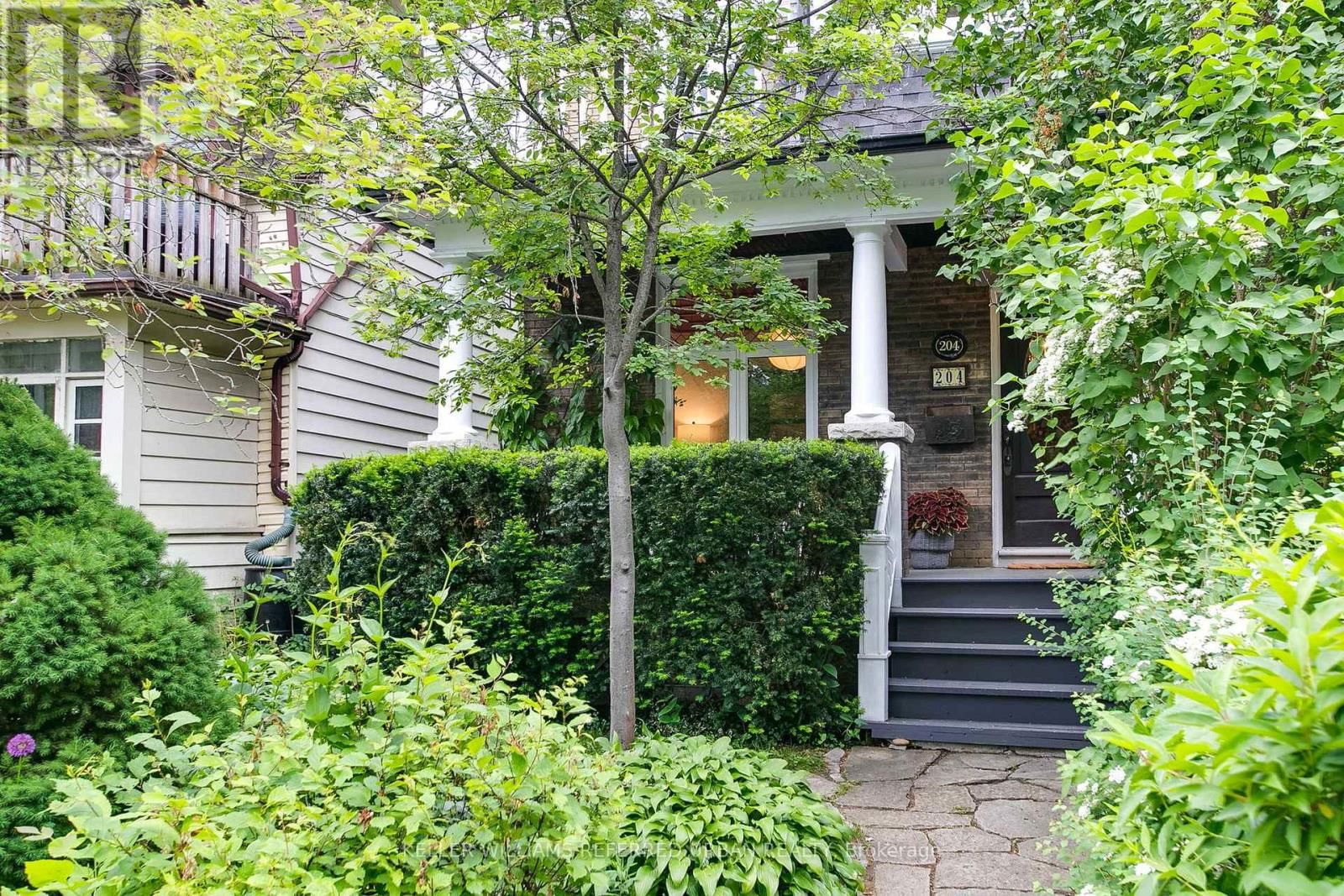 204 ASHDALE AVENUE Image 3