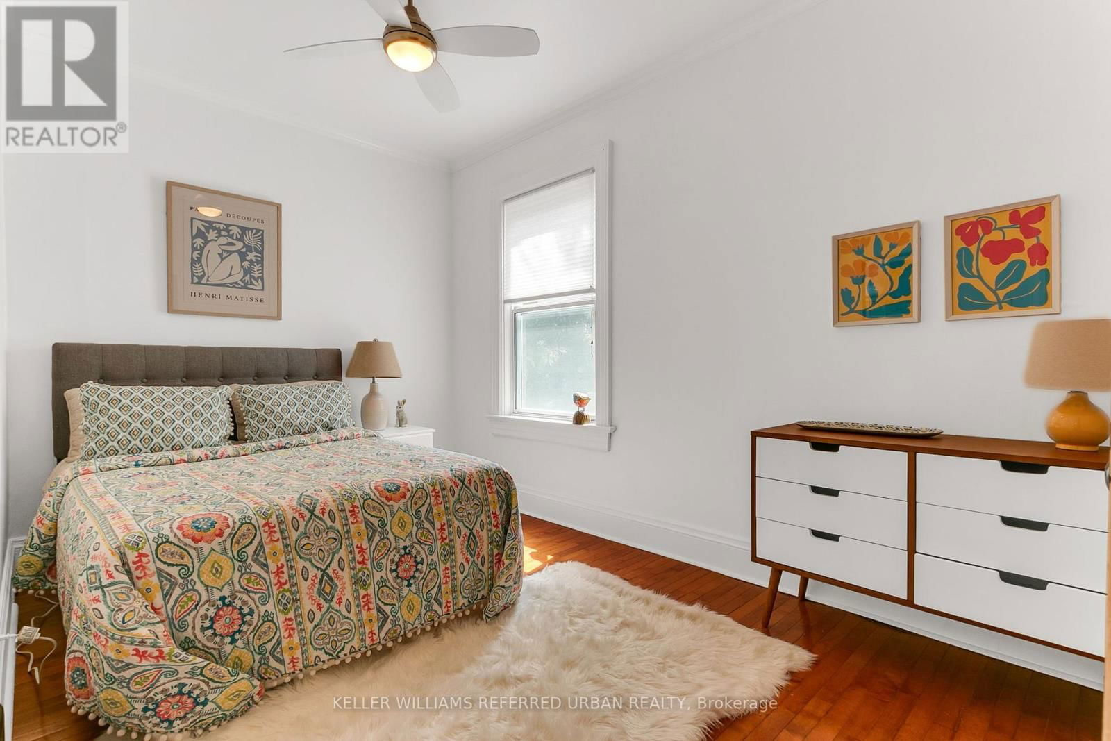 204 ASHDALE AVENUE Image 32