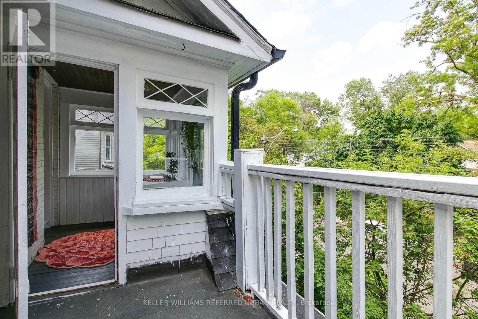 204 ASHDALE AVENUE Image 40