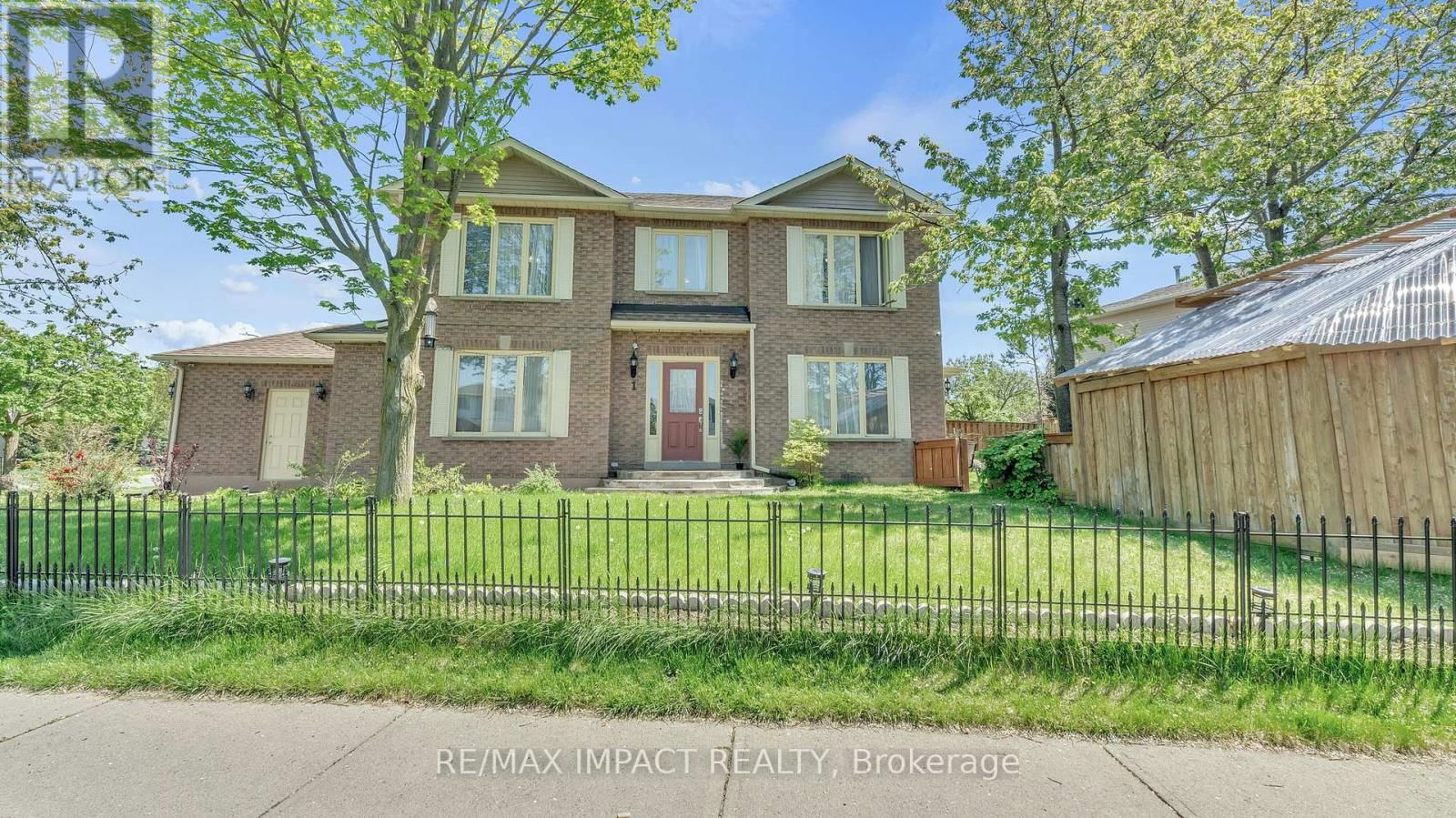 1 BEECHNUT CRESCENT Image 3