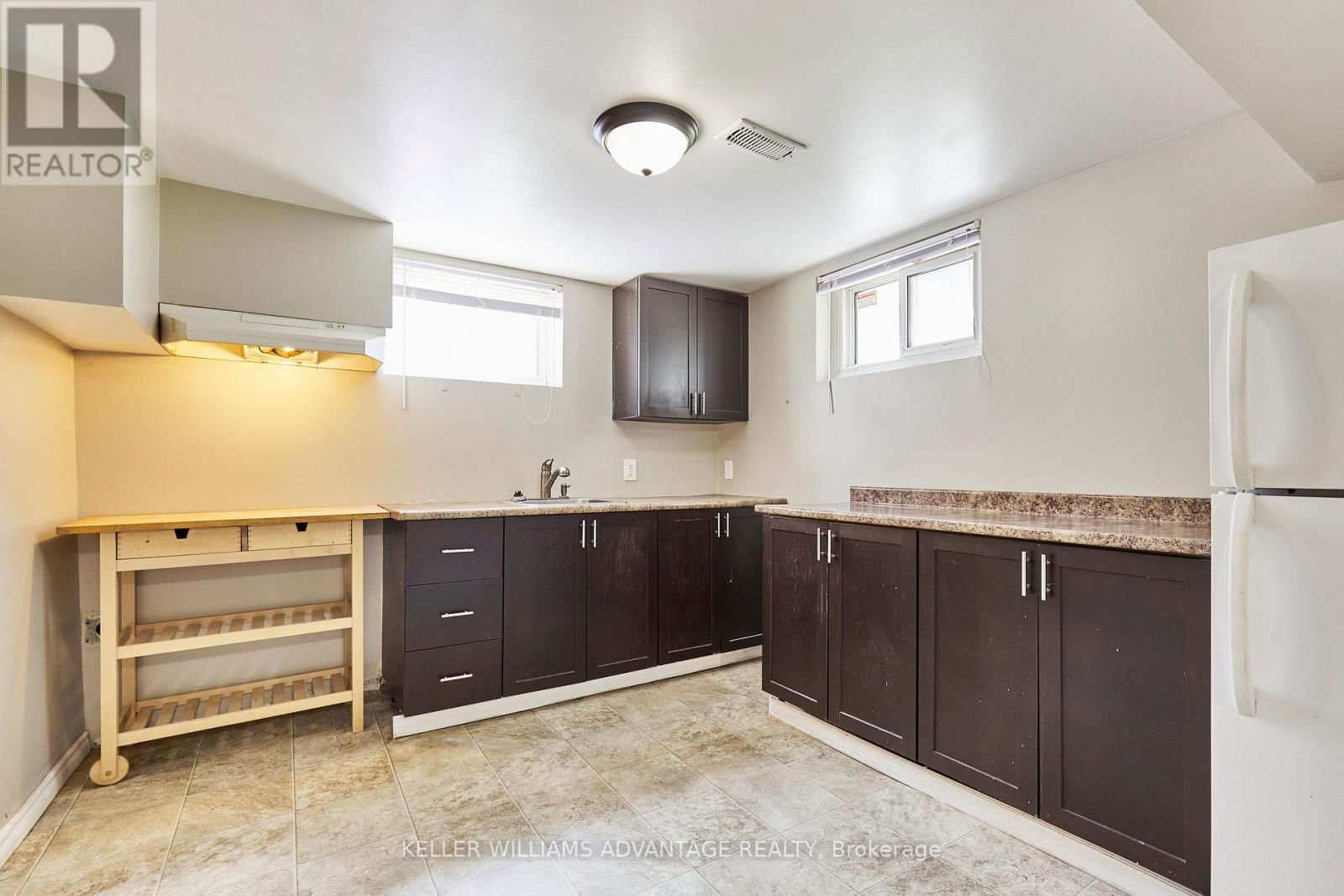 211 MARQUETTE AVENUE Image 15