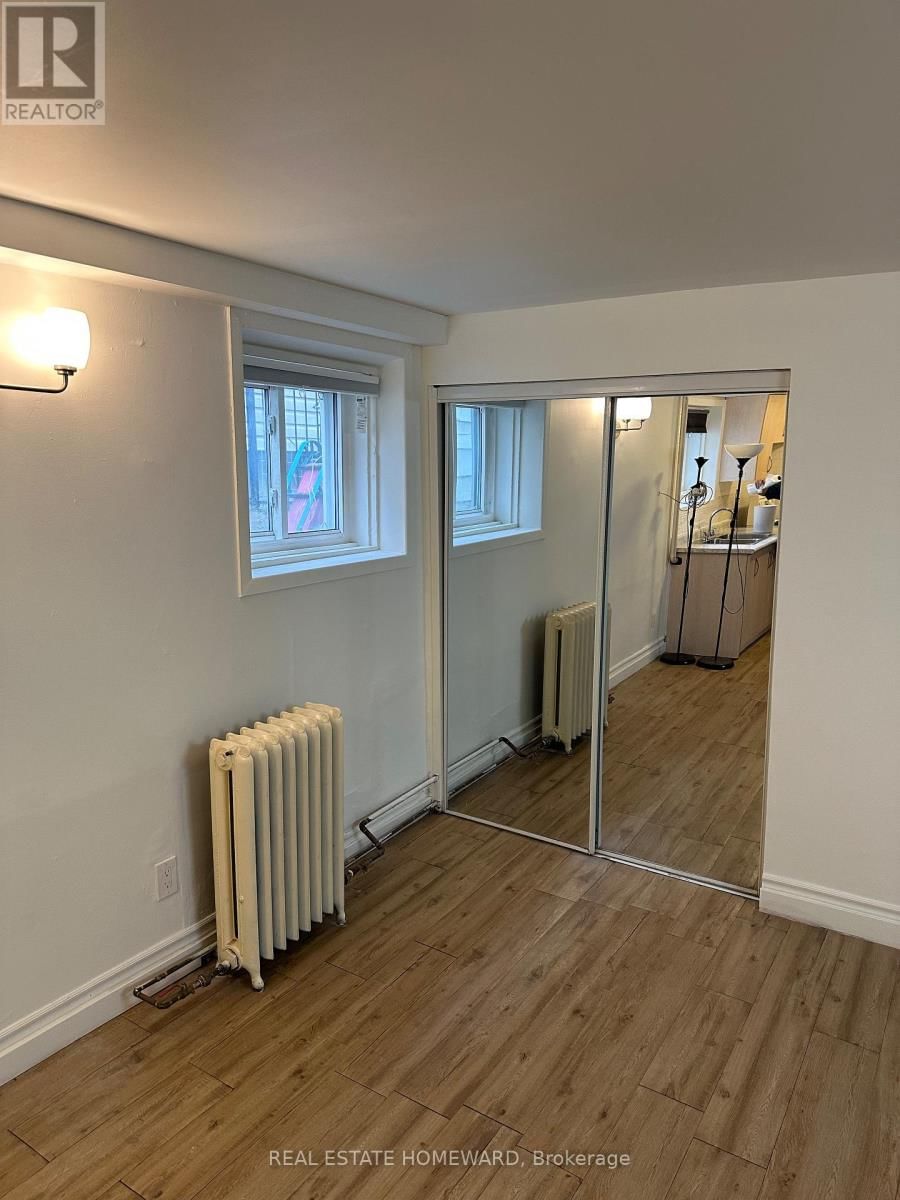 6 - 44 PHARMACY AVENUE Image 10