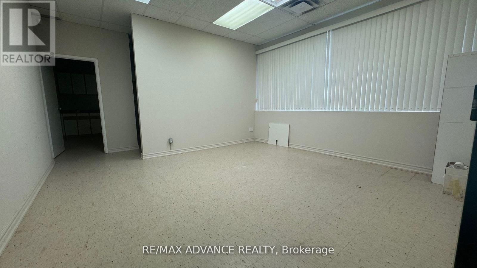Unit 6 - 4245 SHEPPARD AVENUE EAST Image 2