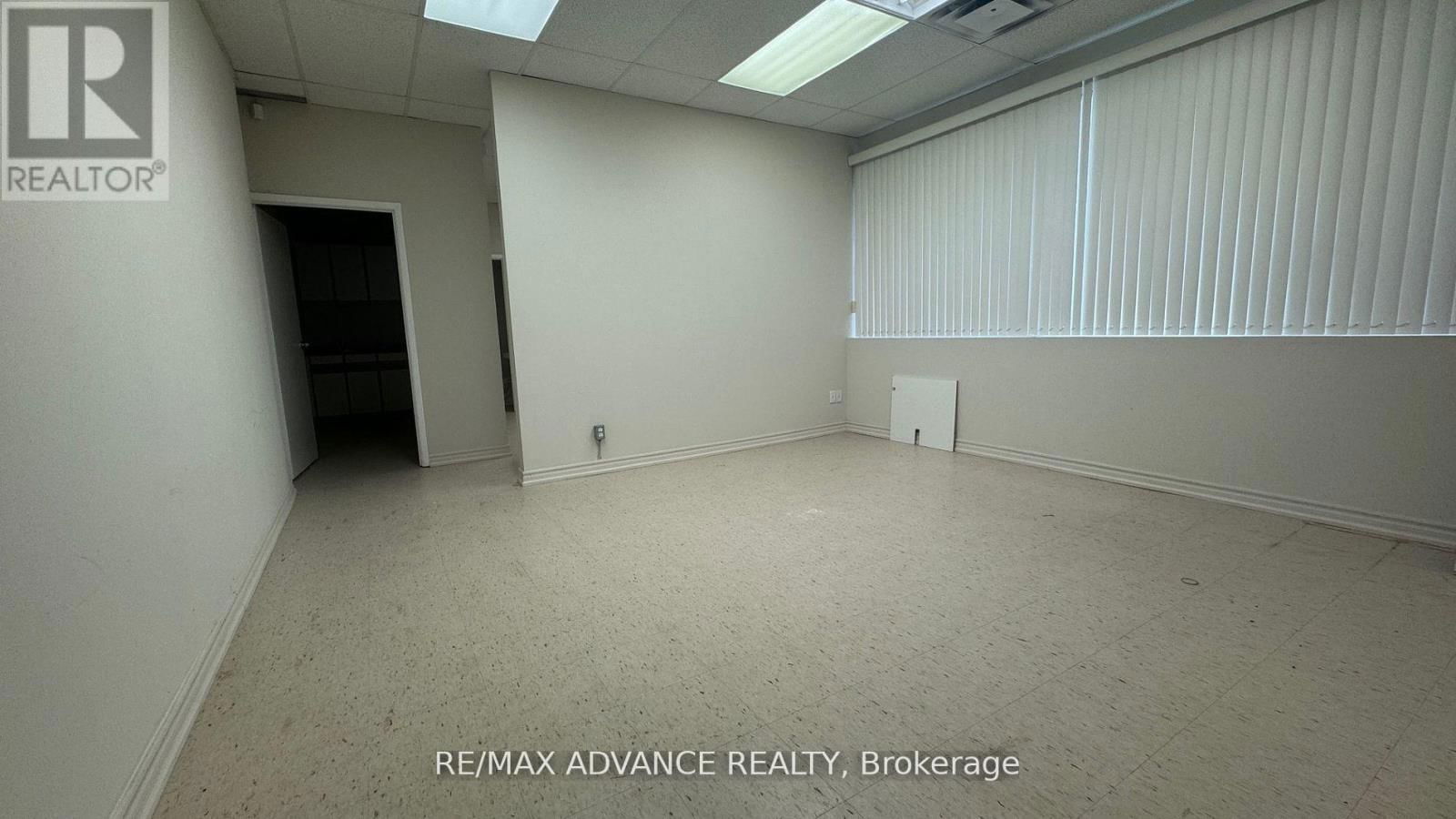 Unit 6 - 4245 SHEPPARD AVENUE EAST Image 5